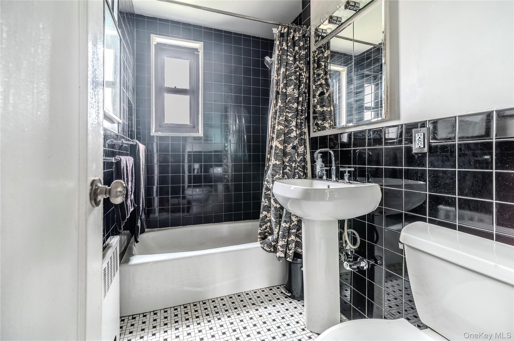 #12 photo, 158-22 16th Avenue, কুইন্‌স Whitestone , NY 11357