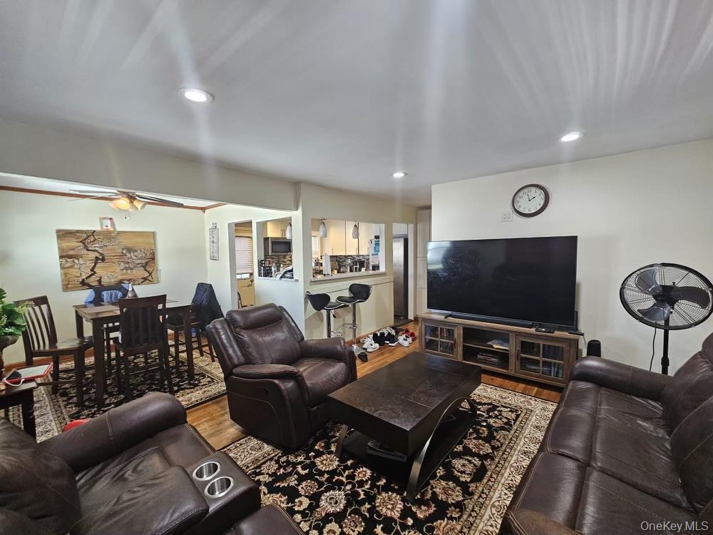 #2 photo, 119-28 193RD STREET, কুইন্‌স Saint Albans , NY 11412