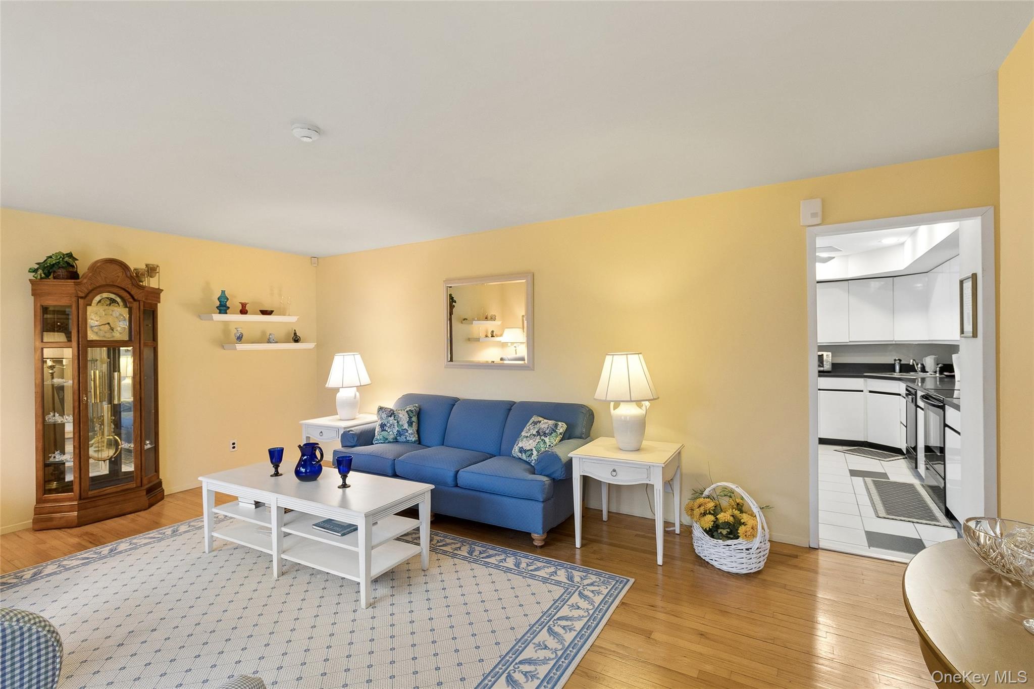 #7 photo, 72 Jarvin Road, 롱 아일랜드 Port Jefferson Station , NY 11776