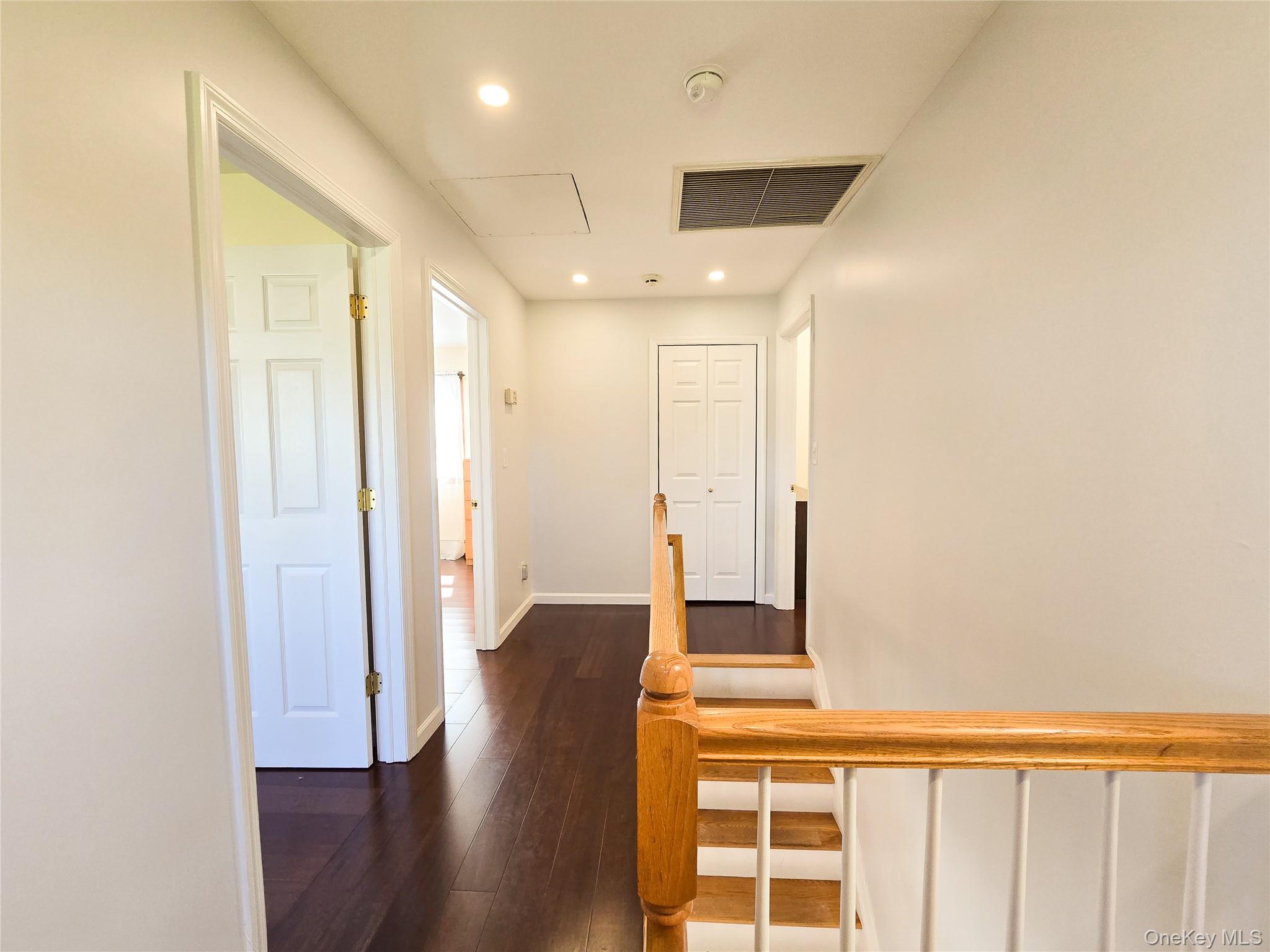 #16 photo, 43 Fort Hill Road, সাফোক কাউন্টি Huntington , NY 11743