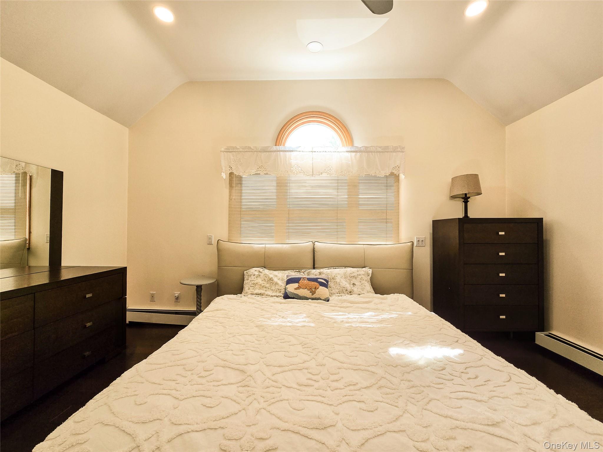 #17 photo, 43 Fort Hill Road, সাফোক কাউন্টি Huntington , NY 11743