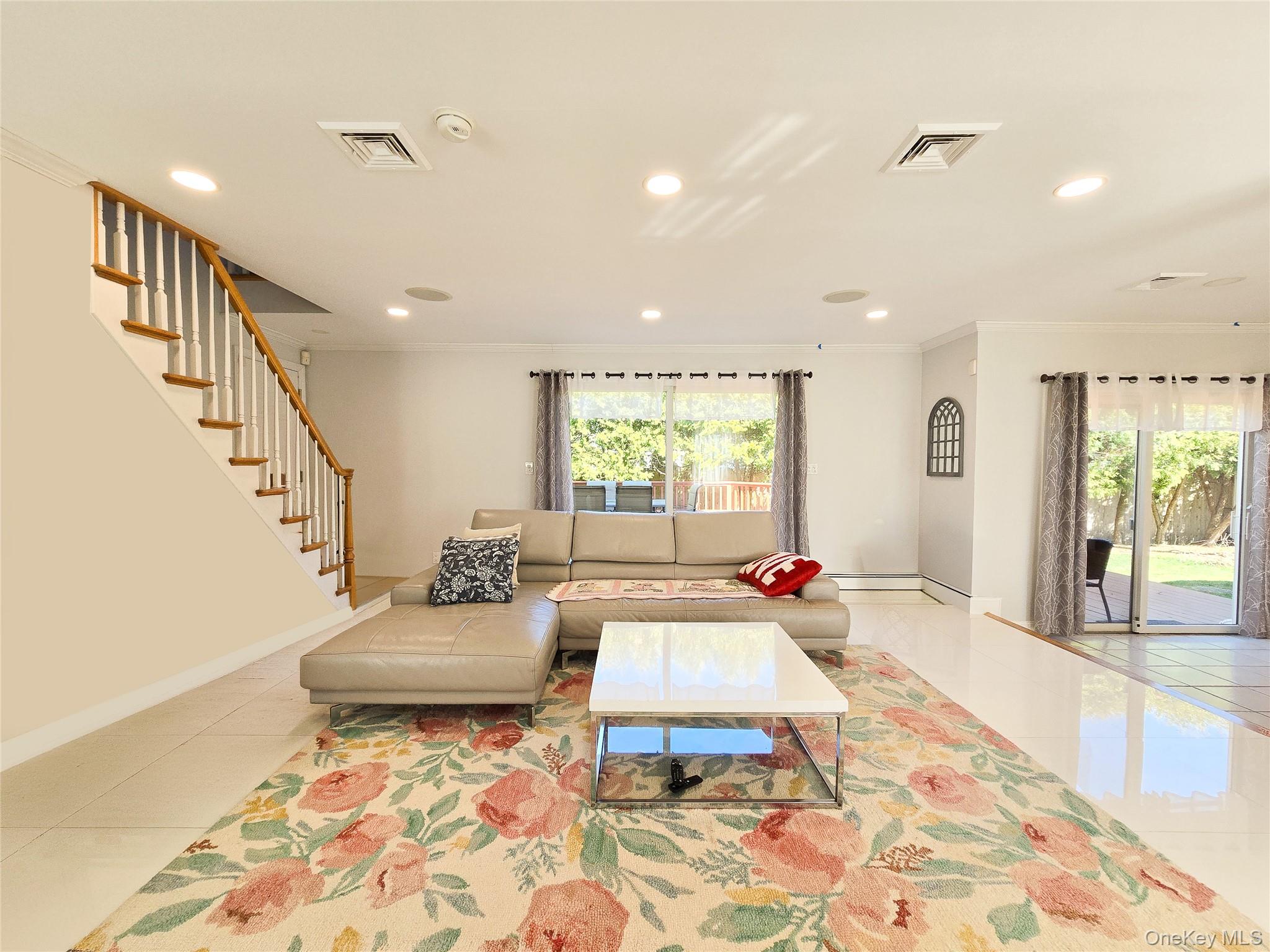 #7 photo, 43 Fort Hill Road, সাফোক কাউন্টি Huntington , NY 11743