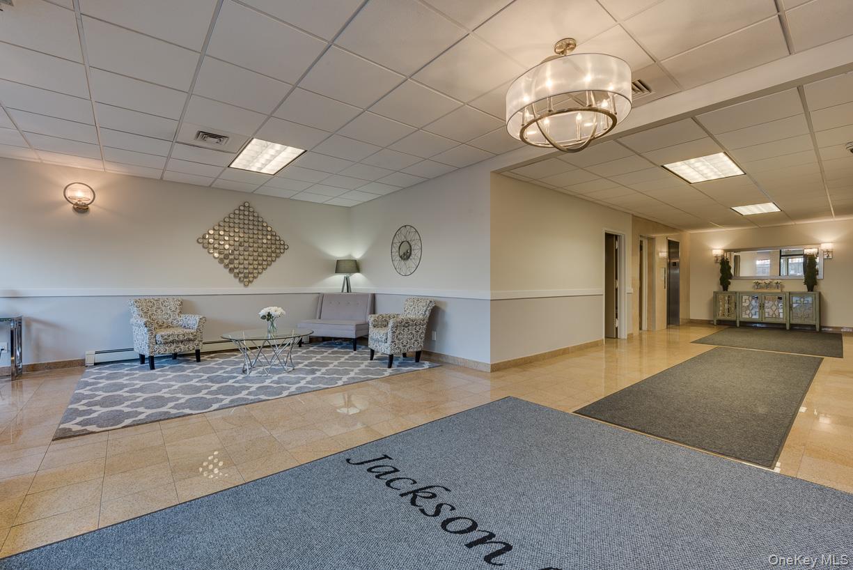 #4 photo, 101 Jackson Avenue, নাসাউ কাউন্টি Mineola , NY 11501