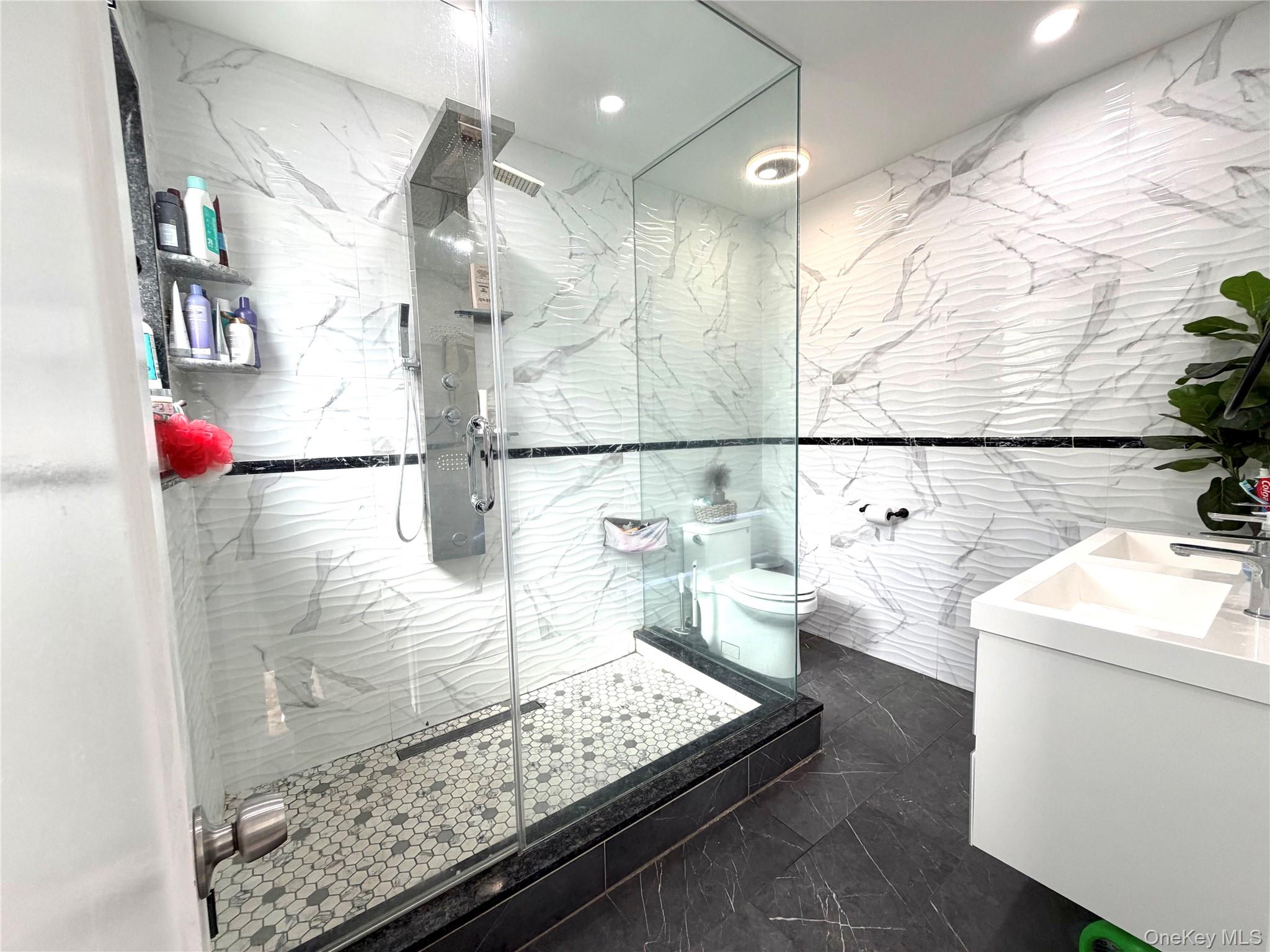 #3 photo, 381 Marguerite Avenue, South Floral Park , NY 11001