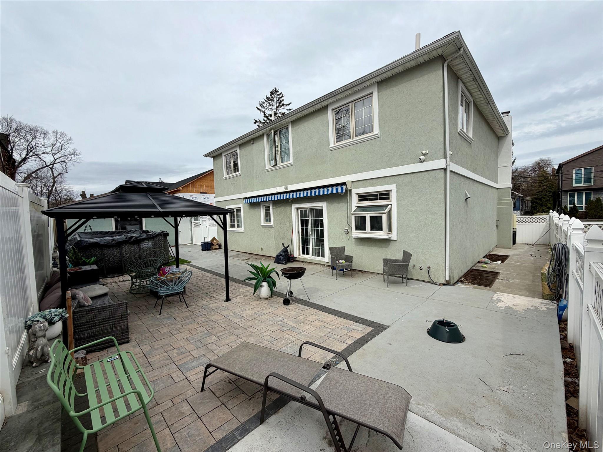 #4 photo, 381 Marguerite Avenue, South Floral Park , NY 11001