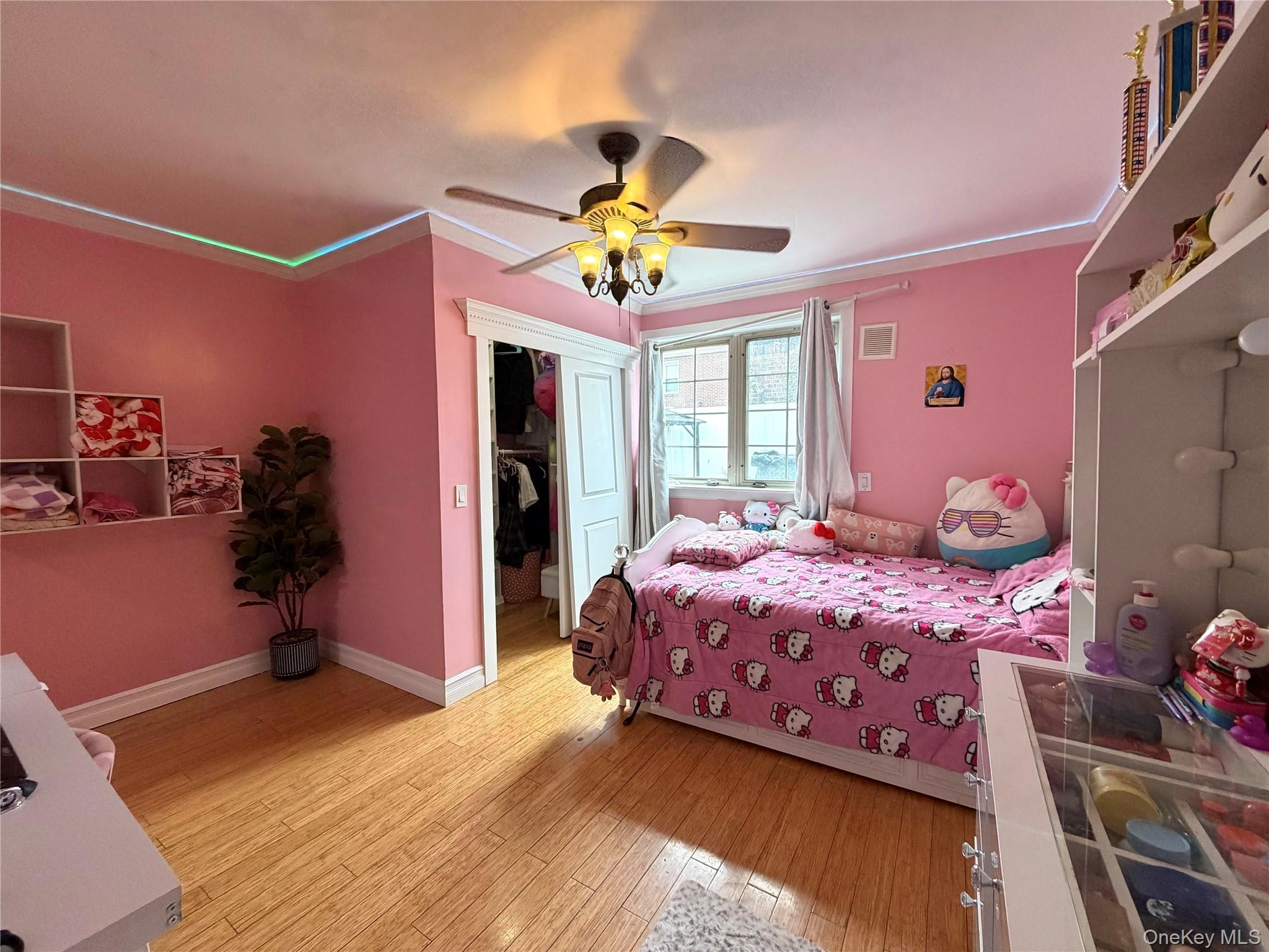 #8 photo, 381 Marguerite Avenue, South Floral Park , NY 11001