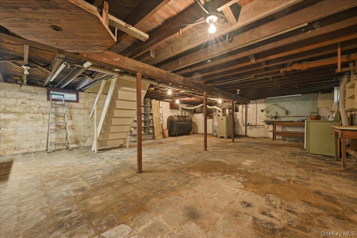 #15 photo, 739 Edward Street, North Baldwin , NY 11510