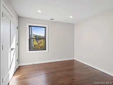 #5 photo, 42 Lamport Avenue, সাফোক কাউন্টি Port Jefferson , NY 11776