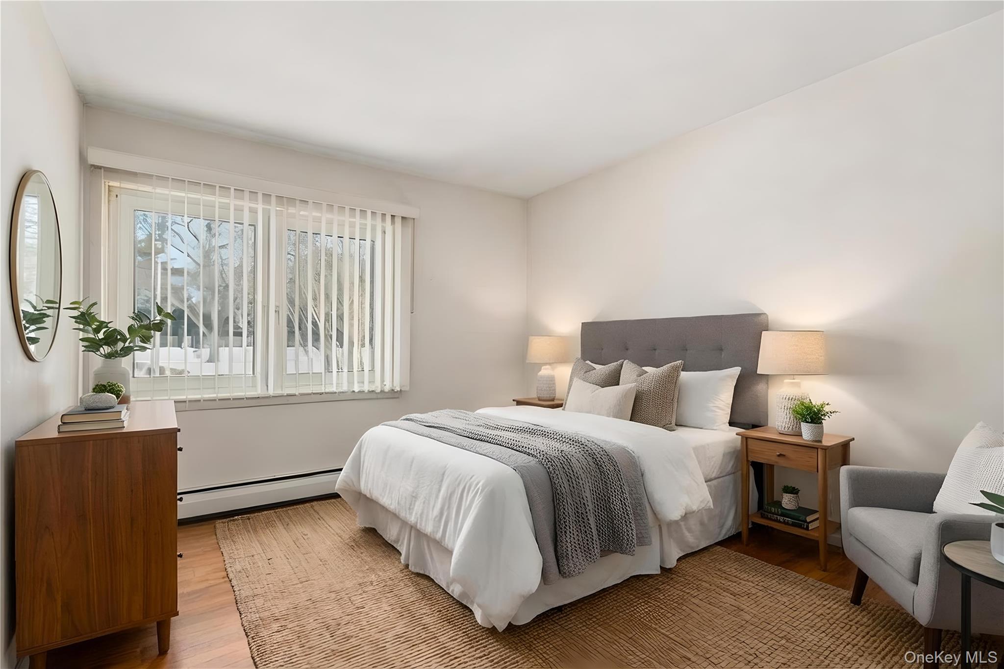 #12 photo, 890 Thompson Drive, সাফোক কাউন্টি Bay Shore , NY 11706