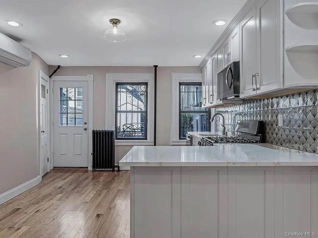 #8 photo, 643 Decatur Street, ব্রুকলিন Brooklyn , NY 11233