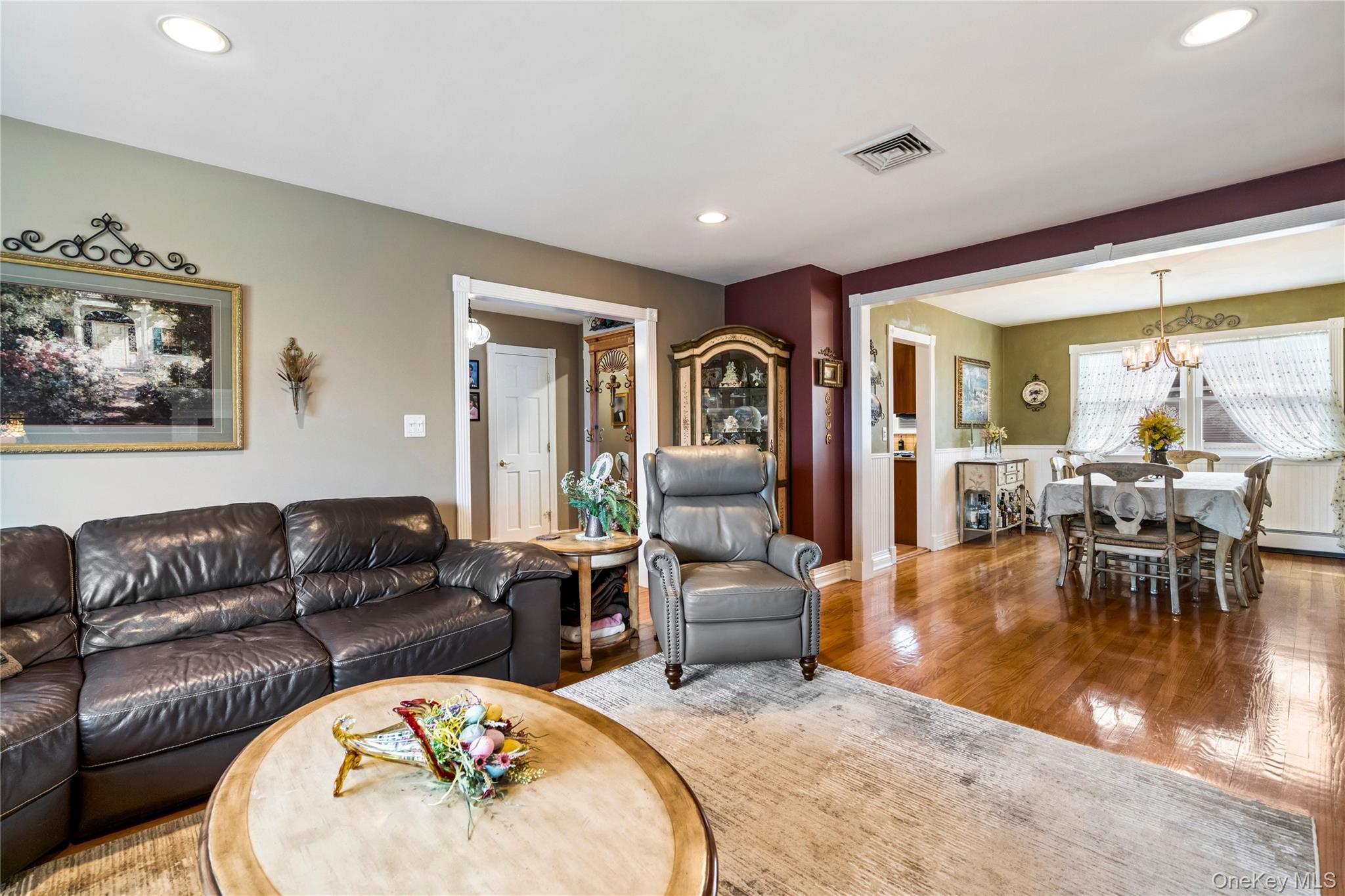 #11 photo, 20 Biltmore Boulevard, 롱 아일랜드 Massapequa , NY 11758