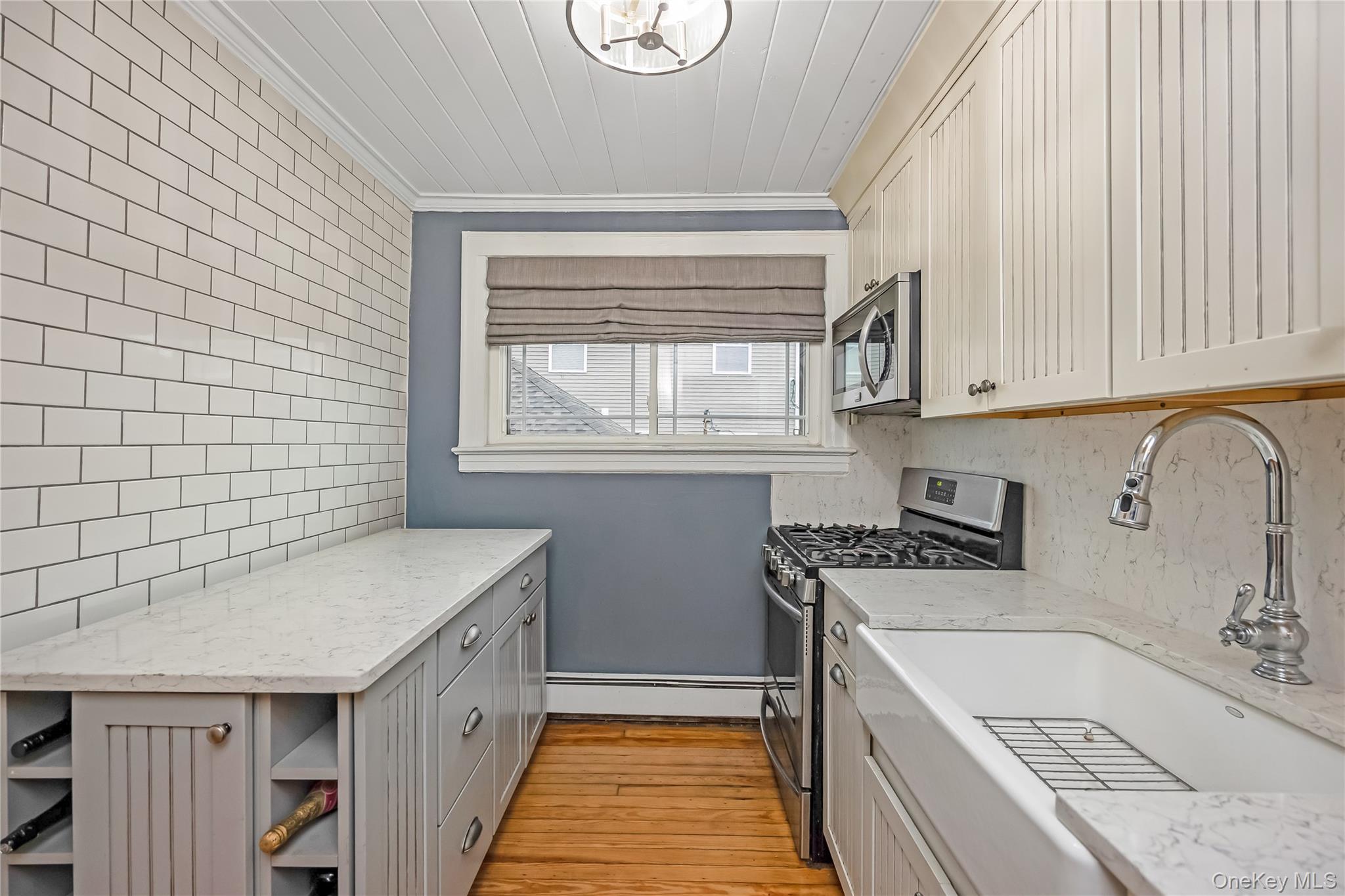 #7 photo, 96 Oregon Street, Long Beach , NY 11561