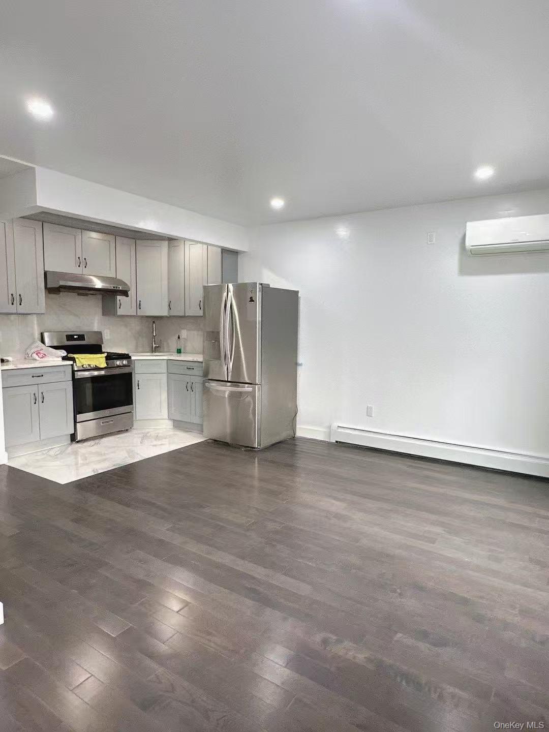 #3 photo, 1417 117TH Street, কুইন্‌স College Point , NY 11356