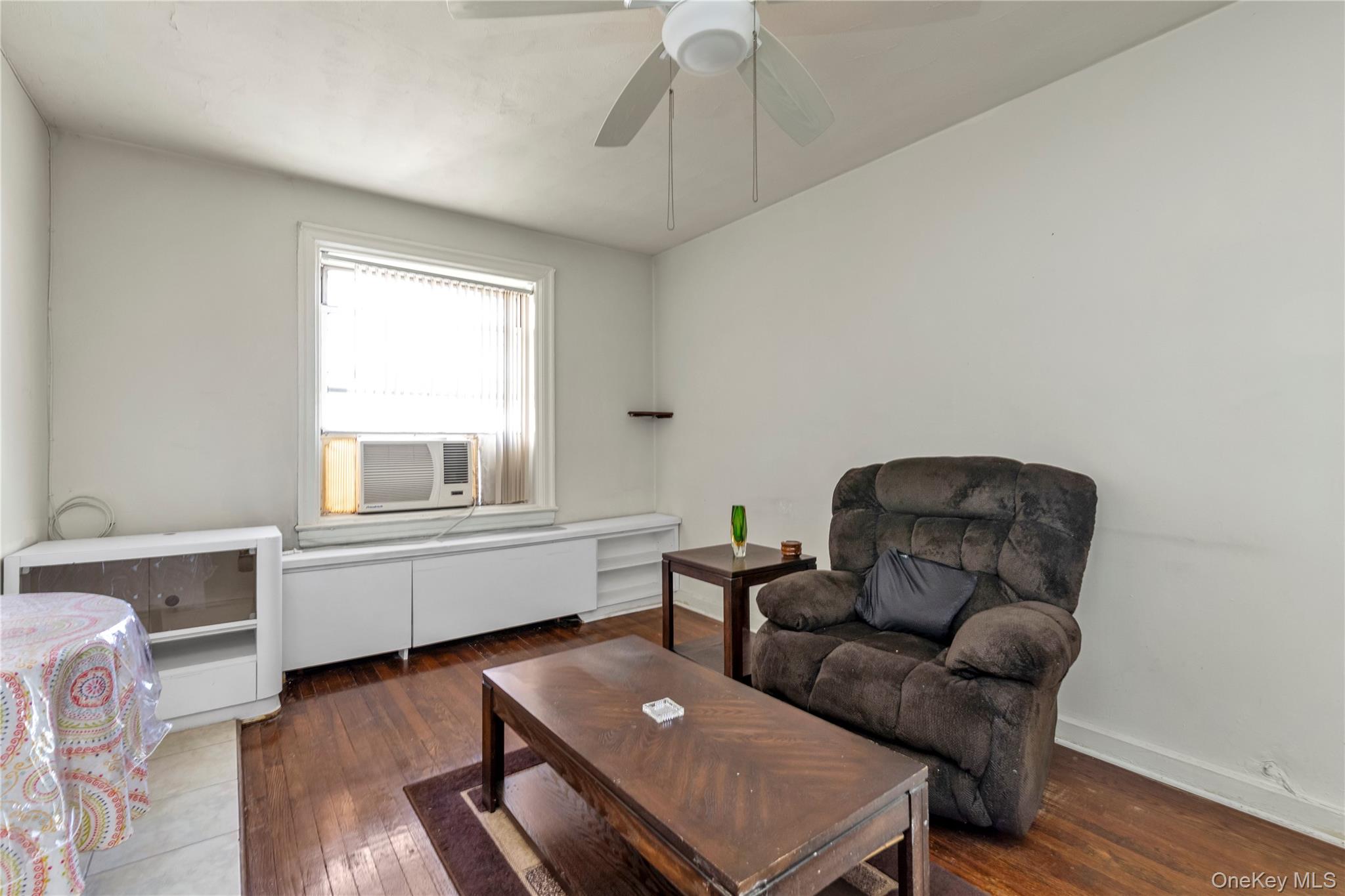 #10 photo, 51-40 30th Avenue, কুইন্‌স Woodside , NY 11377