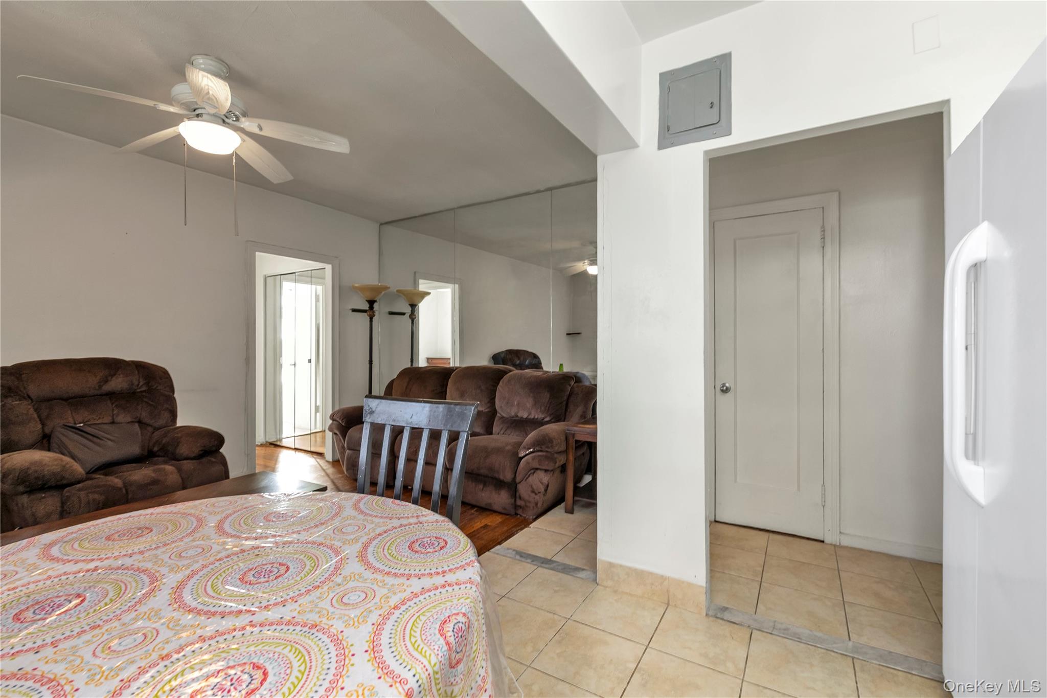 #9 photo, 51-40 30th Avenue, কুইন্‌স Woodside , NY 11377