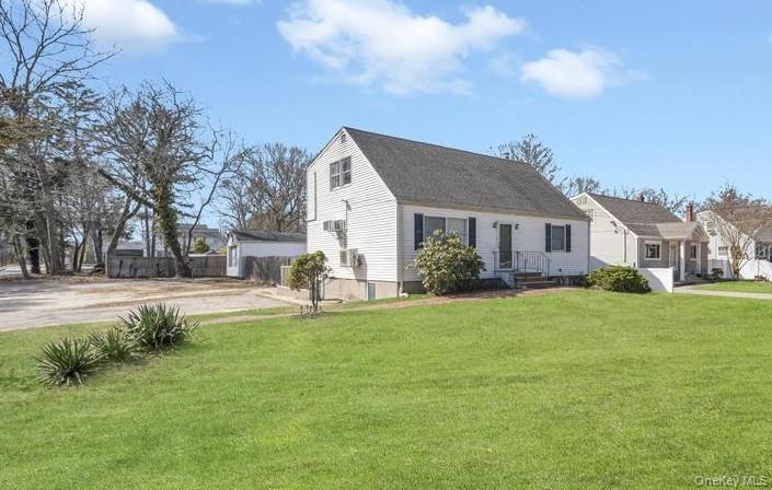 #1 photo, 532 Park Avenue, 롱 아일랜드 Centereach , NY 11720