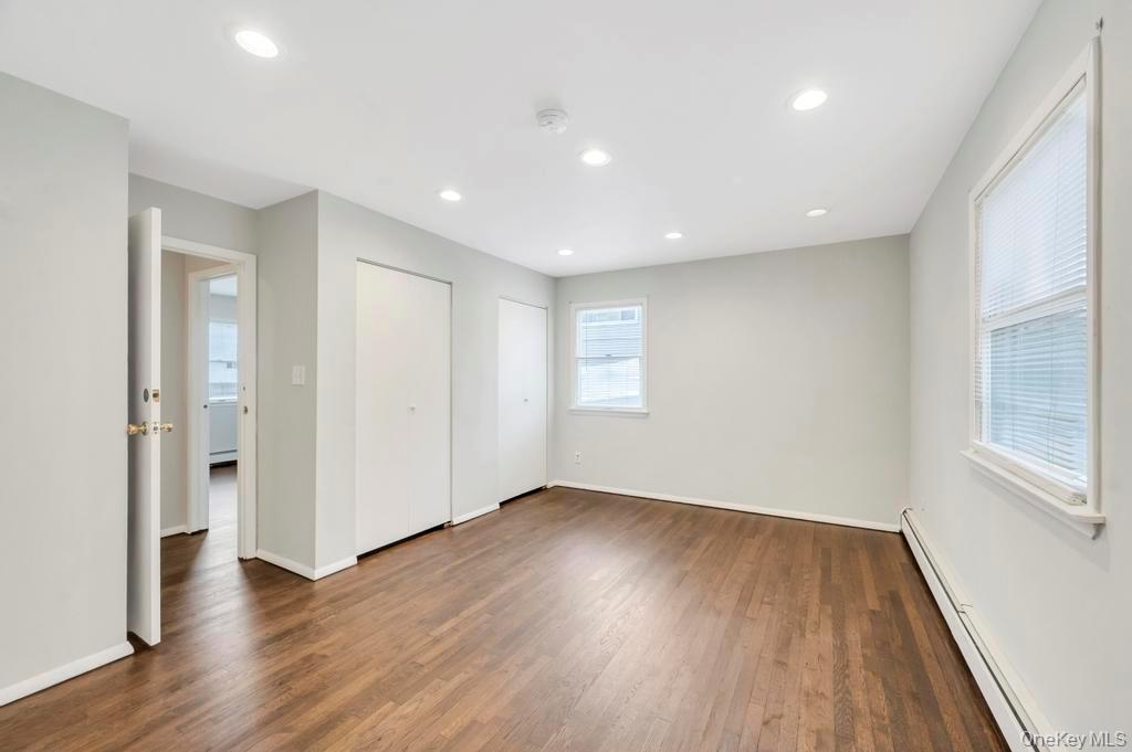 #11 photo, 532 Park Avenue, 롱 아일랜드 Centereach , NY 11720