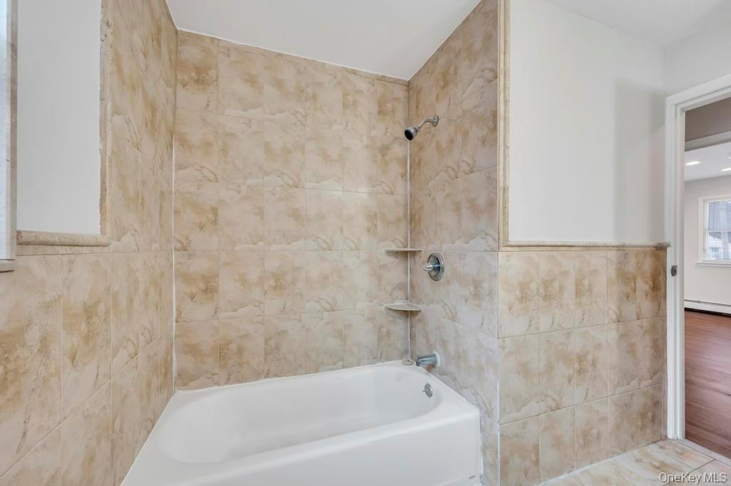 #14 photo, 532 Park Avenue, 롱 아일랜드 Centereach , NY 11720