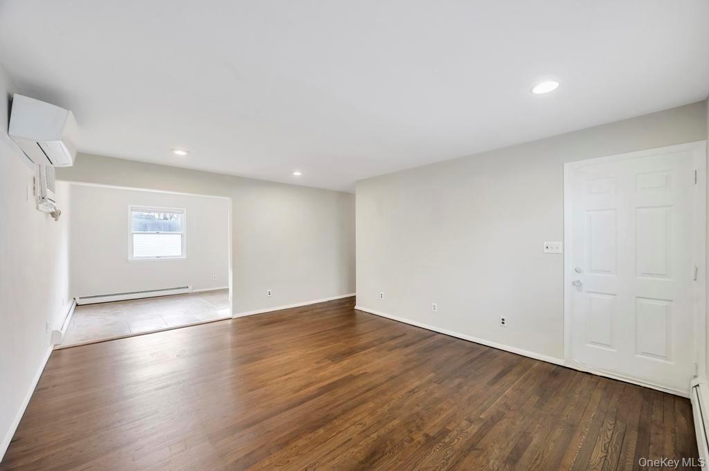 #9 photo, 532 Park Avenue, 롱 아일랜드 Centereach , NY 11720