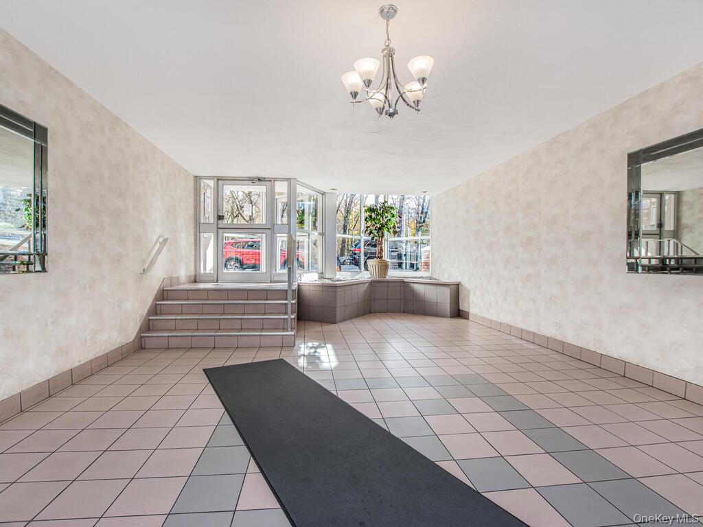 #8 photo, 6535 Broadway, ব্রঙ্কস Bronx , NY 10471