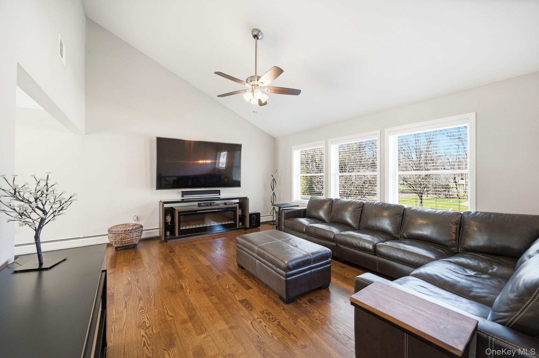 #10 photo, 1 Penny Lane, West Nyack , NY 10994