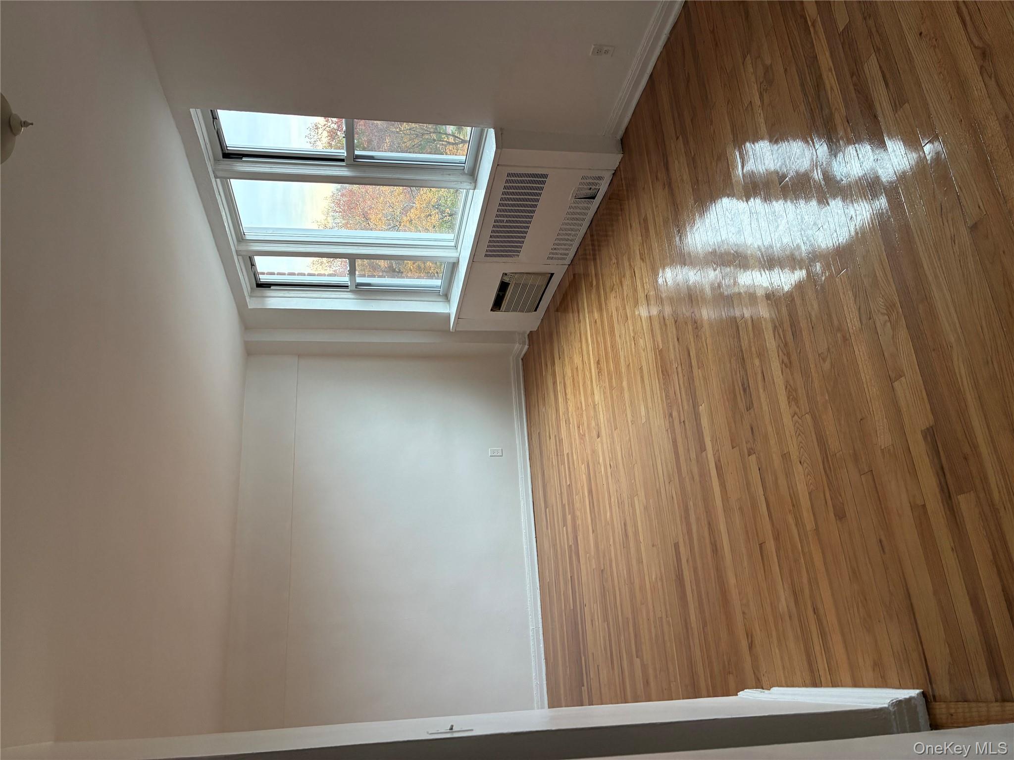 #13 photo, 610 Waring Avenue, ব্রঙ্কস Bronx , NY 10467