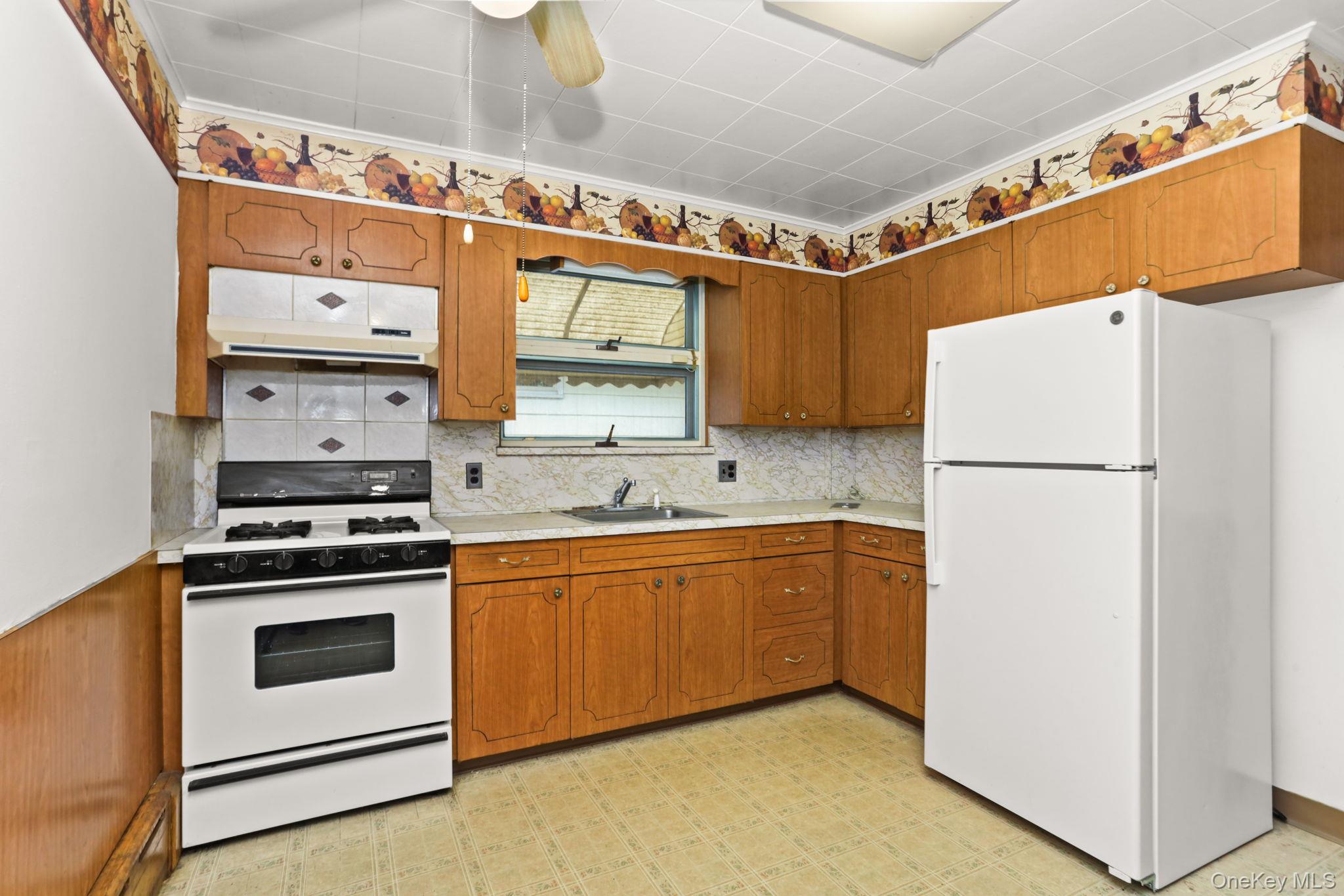 #10 photo, 3 Hill Street, New Rochelle , NY 10801