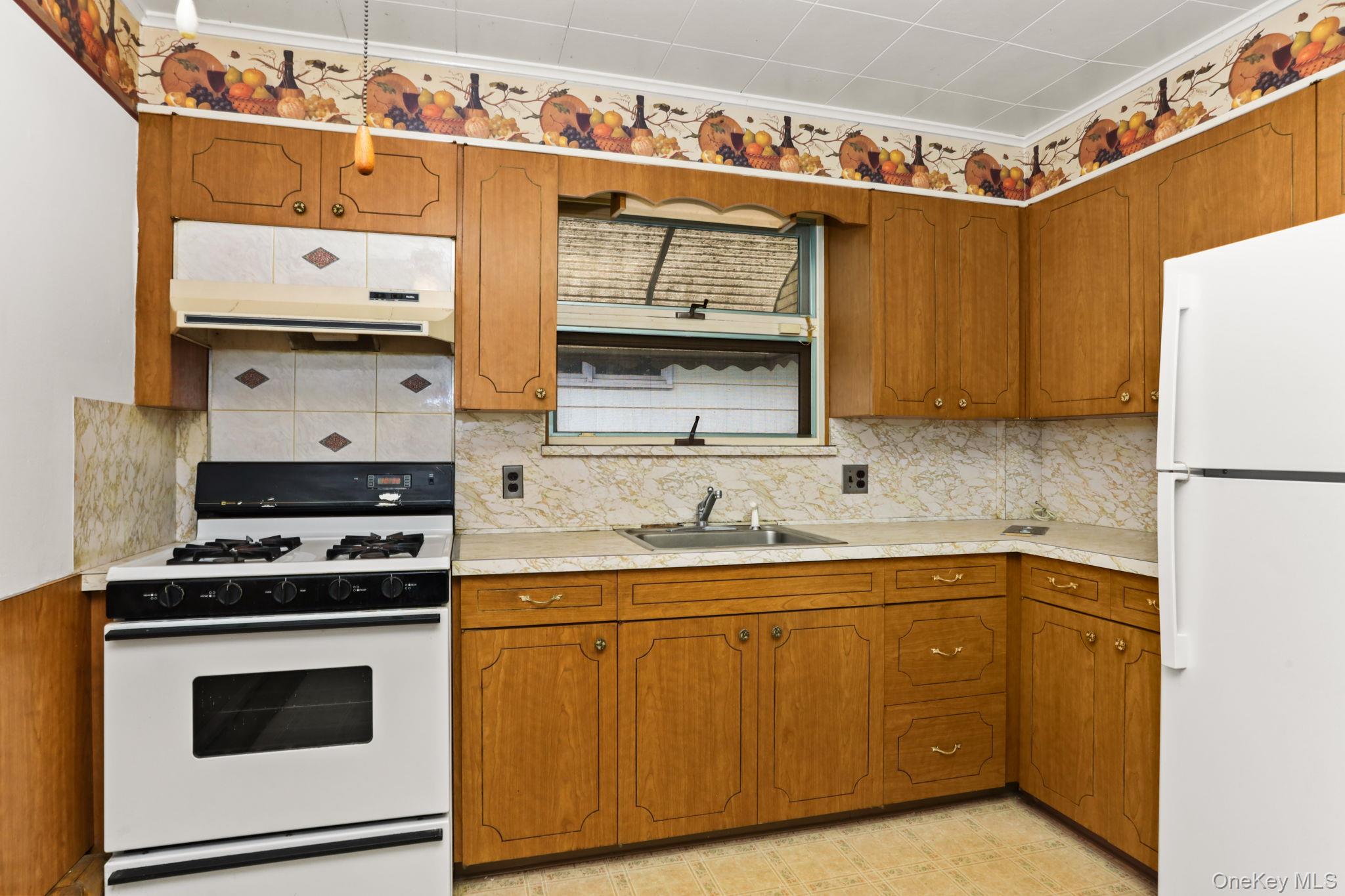 #14 photo, 3 Hill Street, New Rochelle , NY 10801