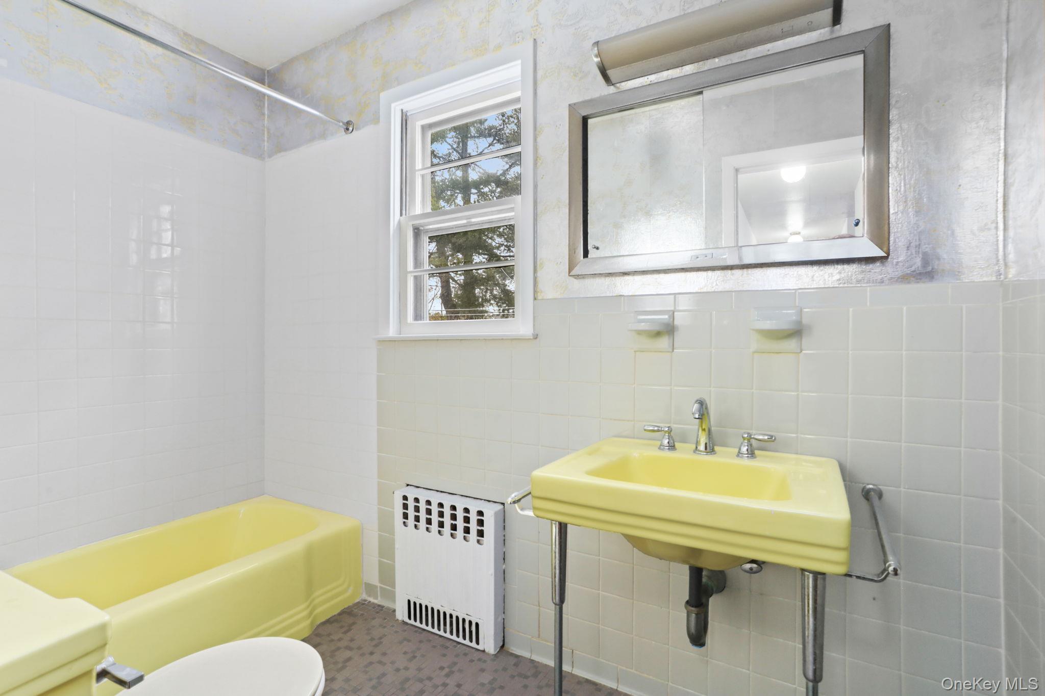 #17 photo, 3 Hill Street, New Rochelle , NY 10801