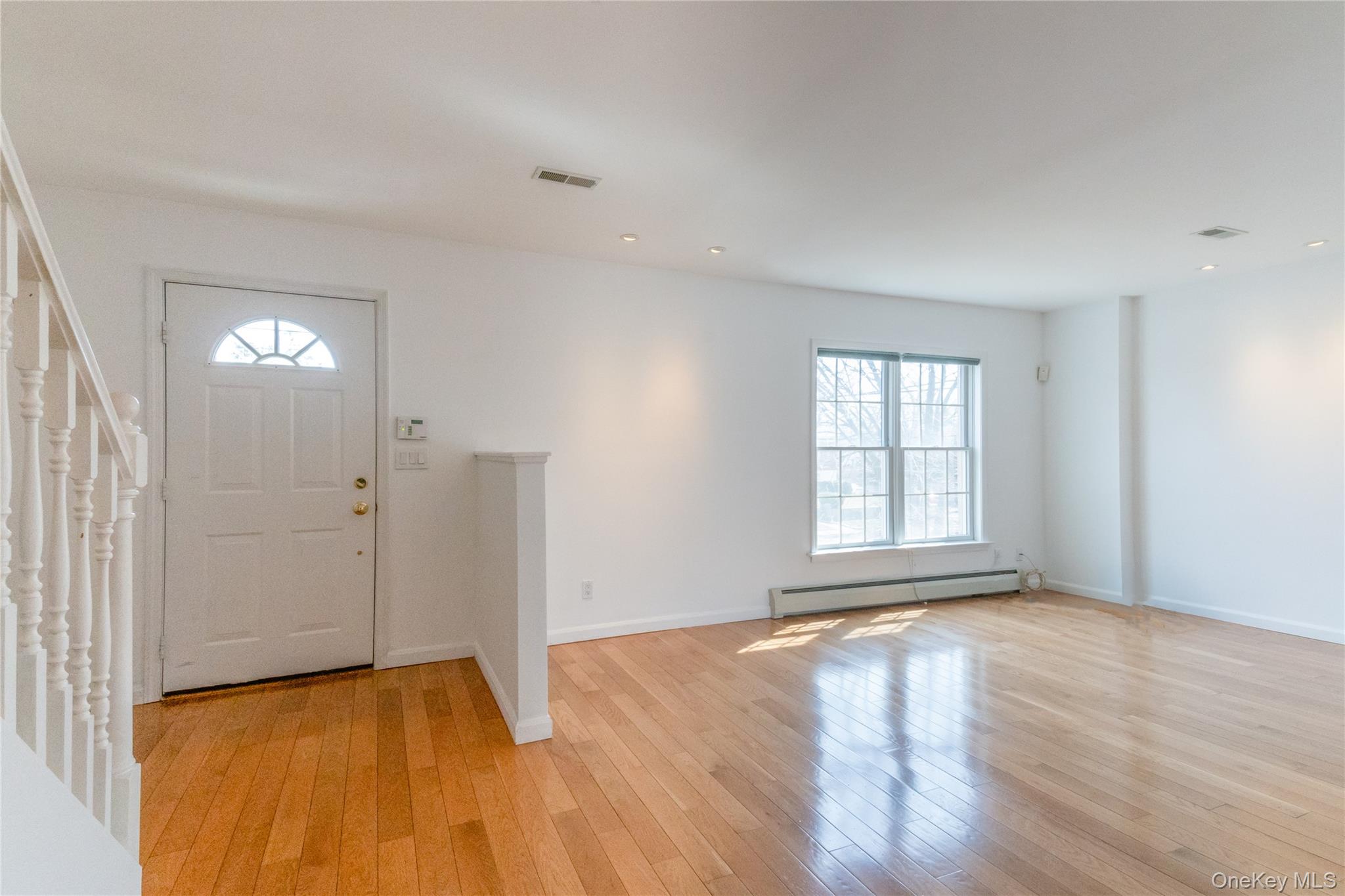 #3 photo, 717 Kimball Avenue, Yonkers , NY 10704