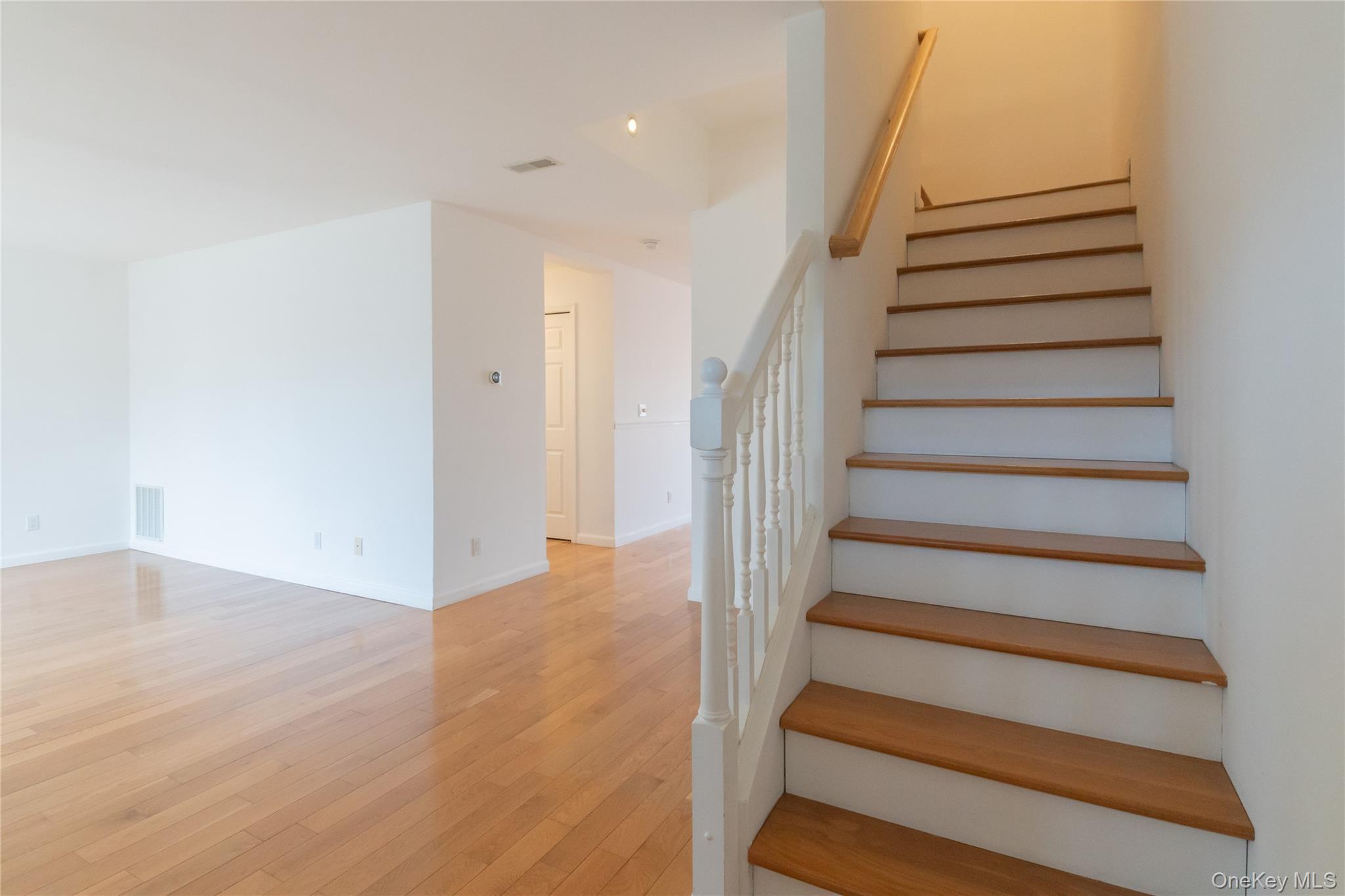 #9 photo, 717 Kimball Avenue, Yonkers , NY 10704