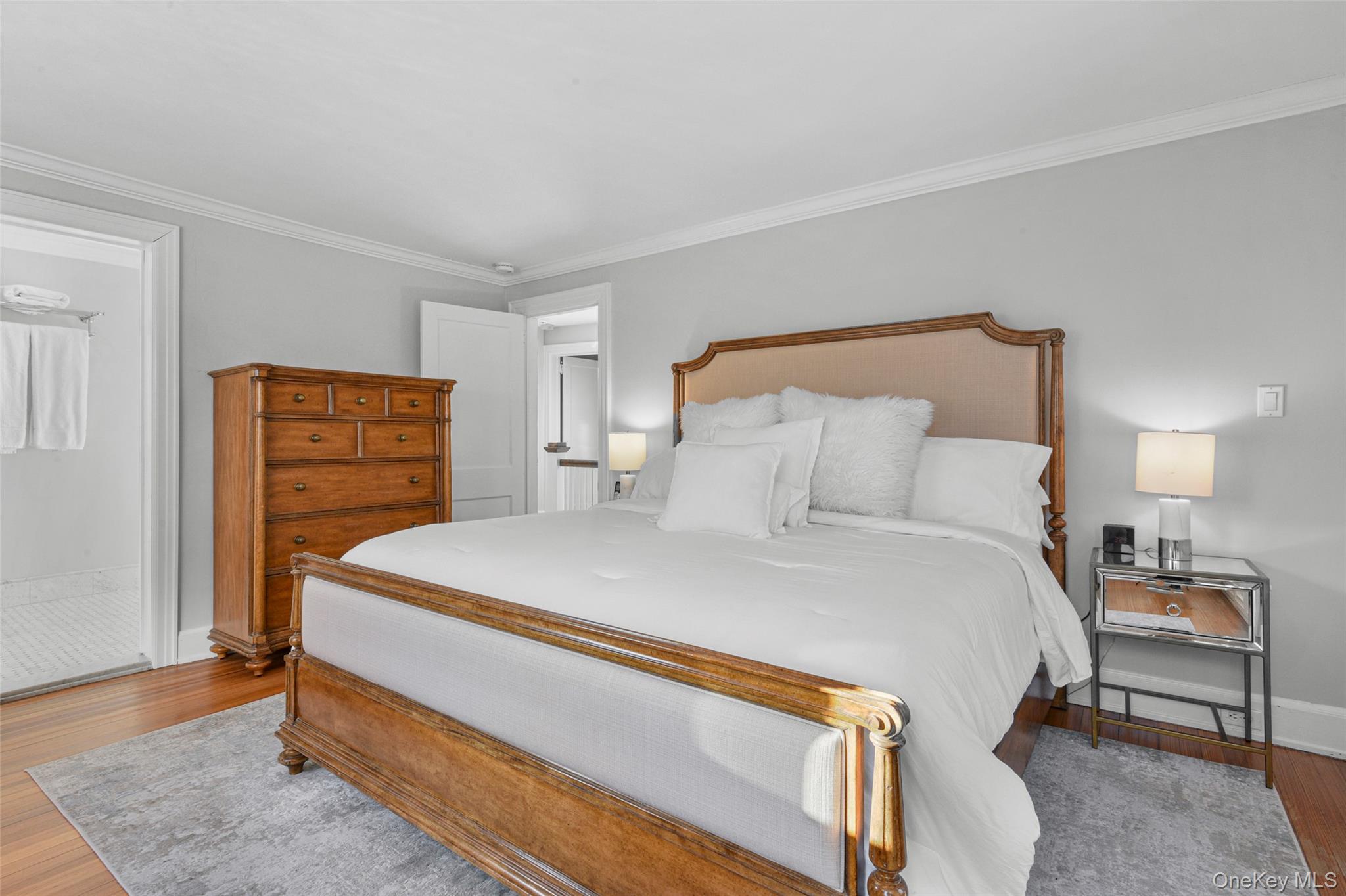 #14 photo, 551 Wolfs Lane, Pelham , NY 10803