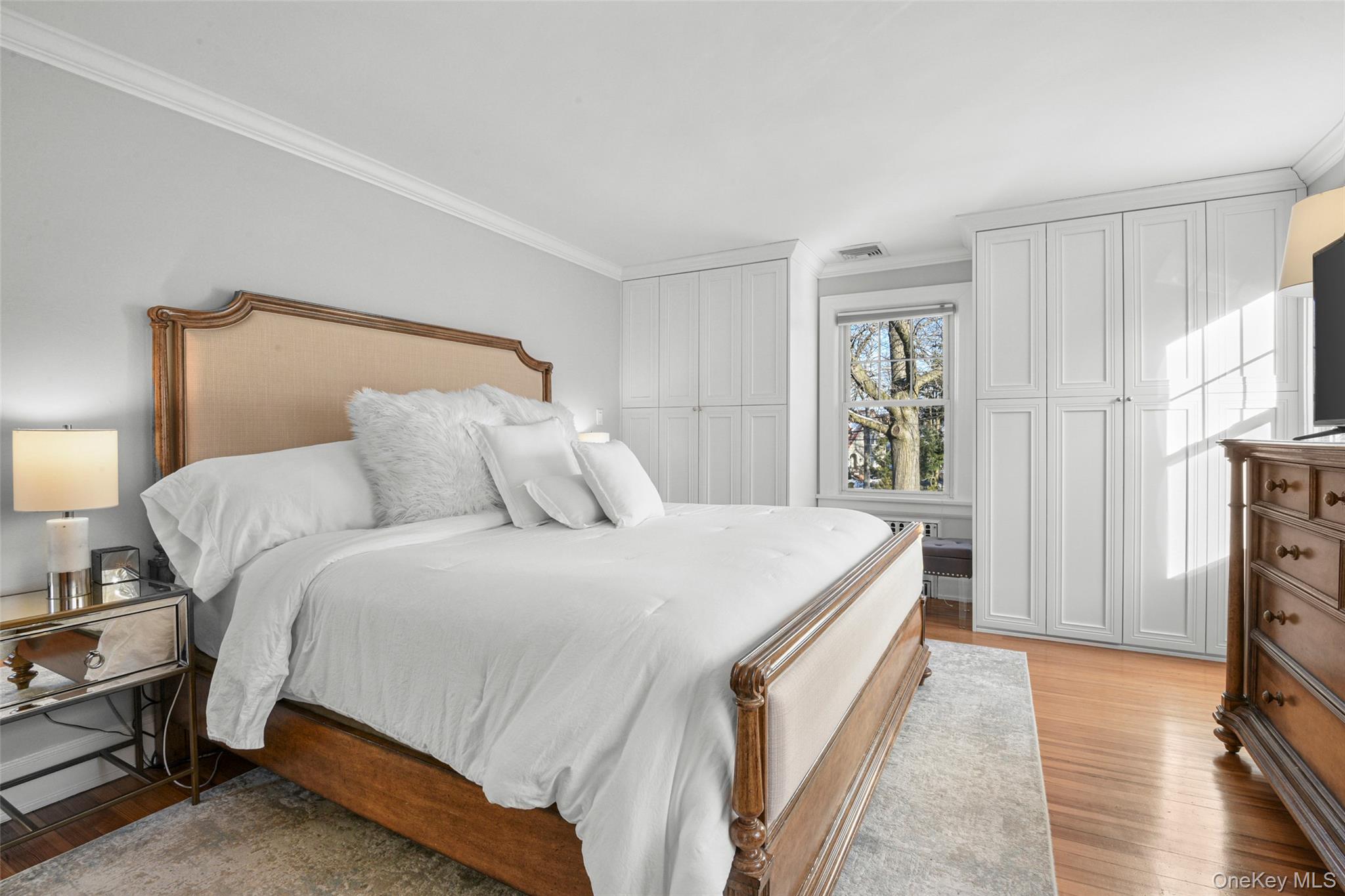 #15 photo, 551 Wolfs Lane, Pelham , NY 10803