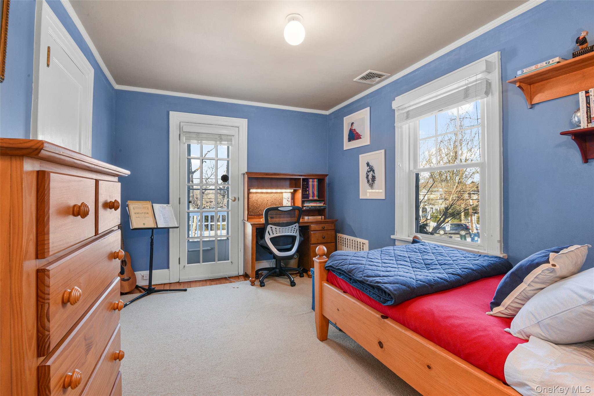 #19 photo, 551 Wolfs Lane, Pelham , NY 10803