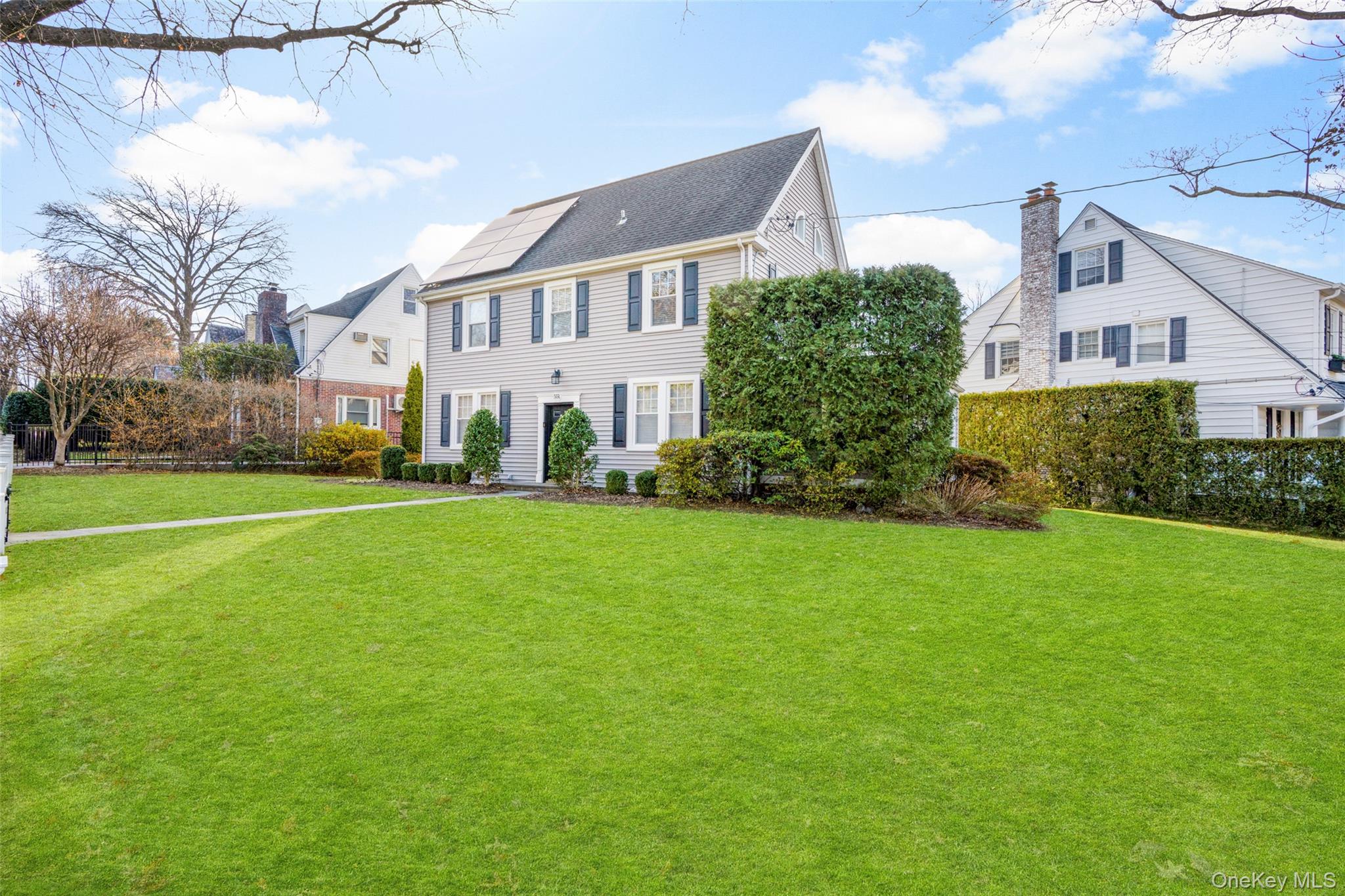 #2 photo, 551 Wolfs Lane, Pelham , NY 10803