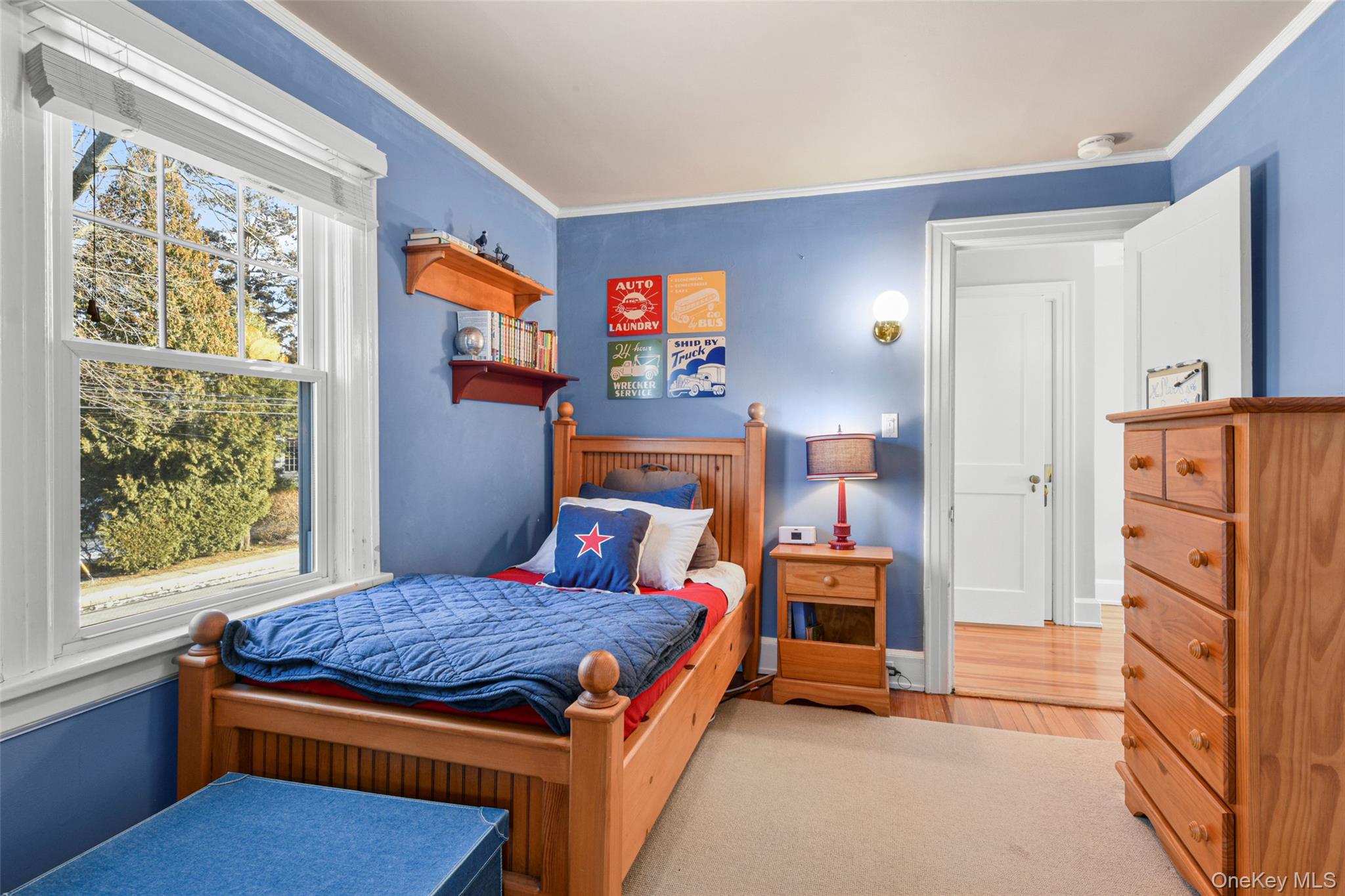 #20 photo, 551 Wolfs Lane, Pelham , NY 10803