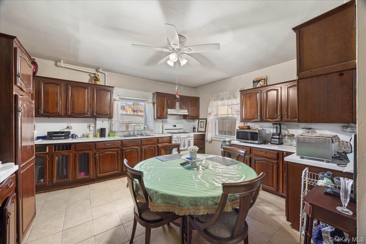 #12 photo, 49 Lake Street, White Plains , NY 10604