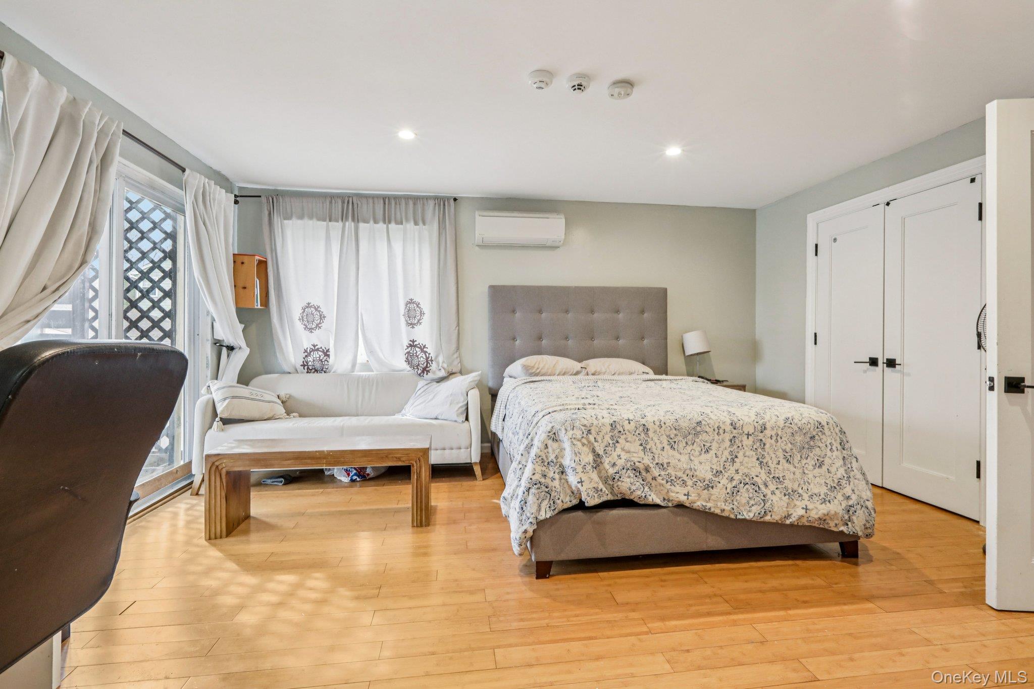 #16 photo, 19 Parker Avenue, New City , NY 10956