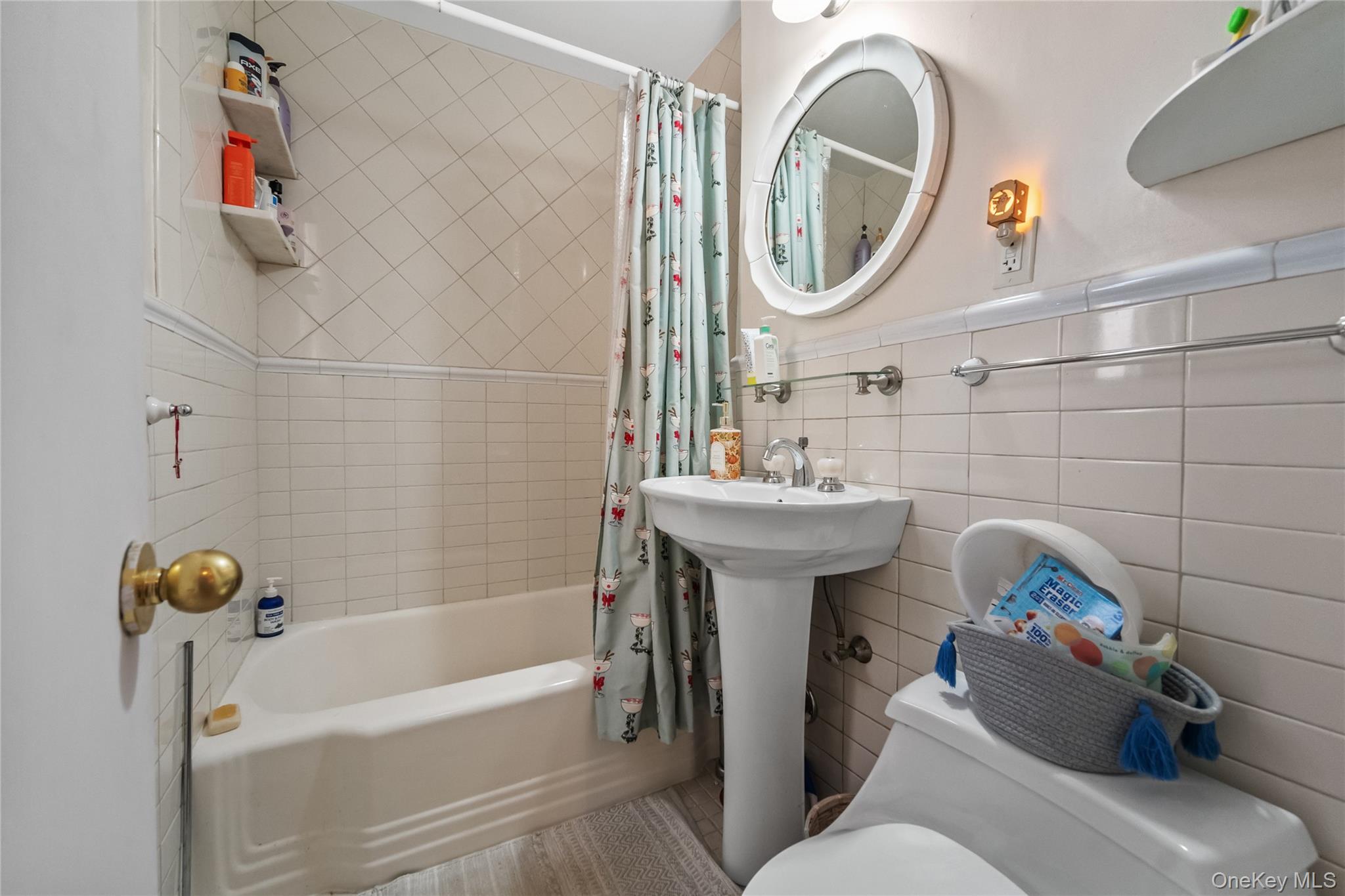 #12 photo, 142 Garth Road, Scarsdale , NY 10583