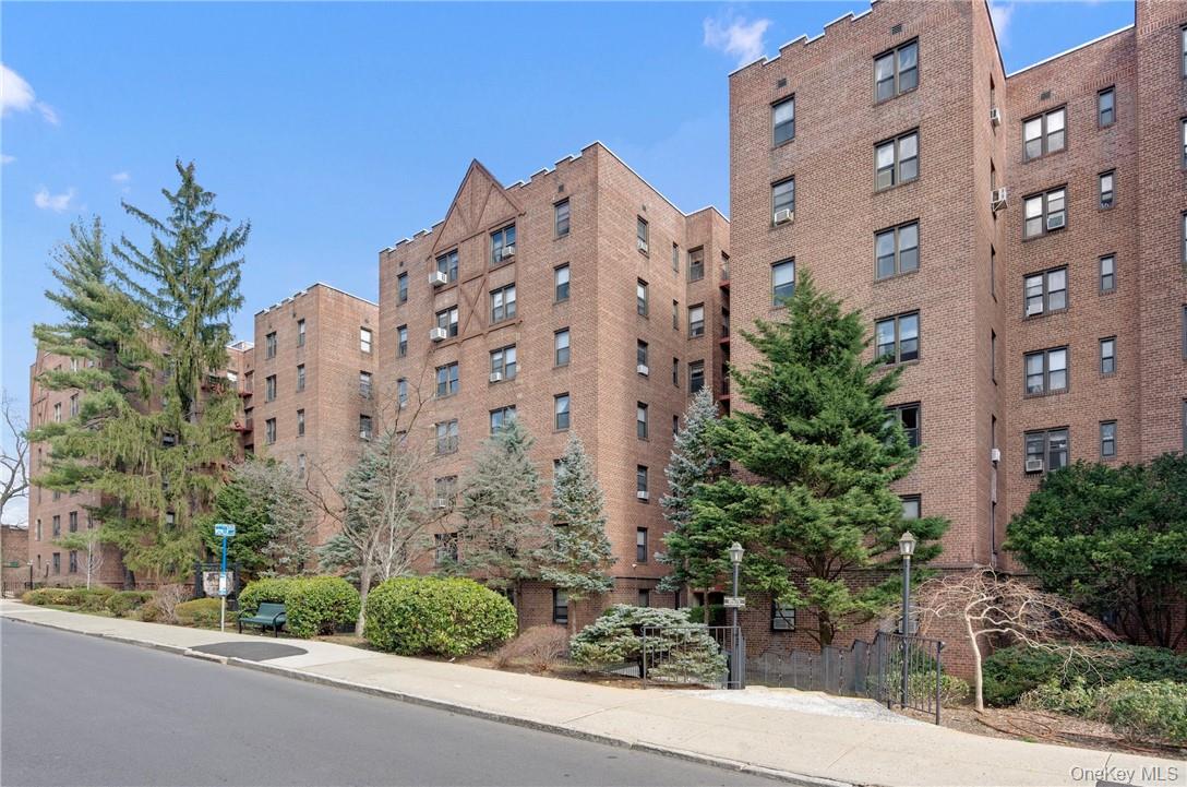 #14 photo, 142 Garth Road, Scarsdale , NY 10583