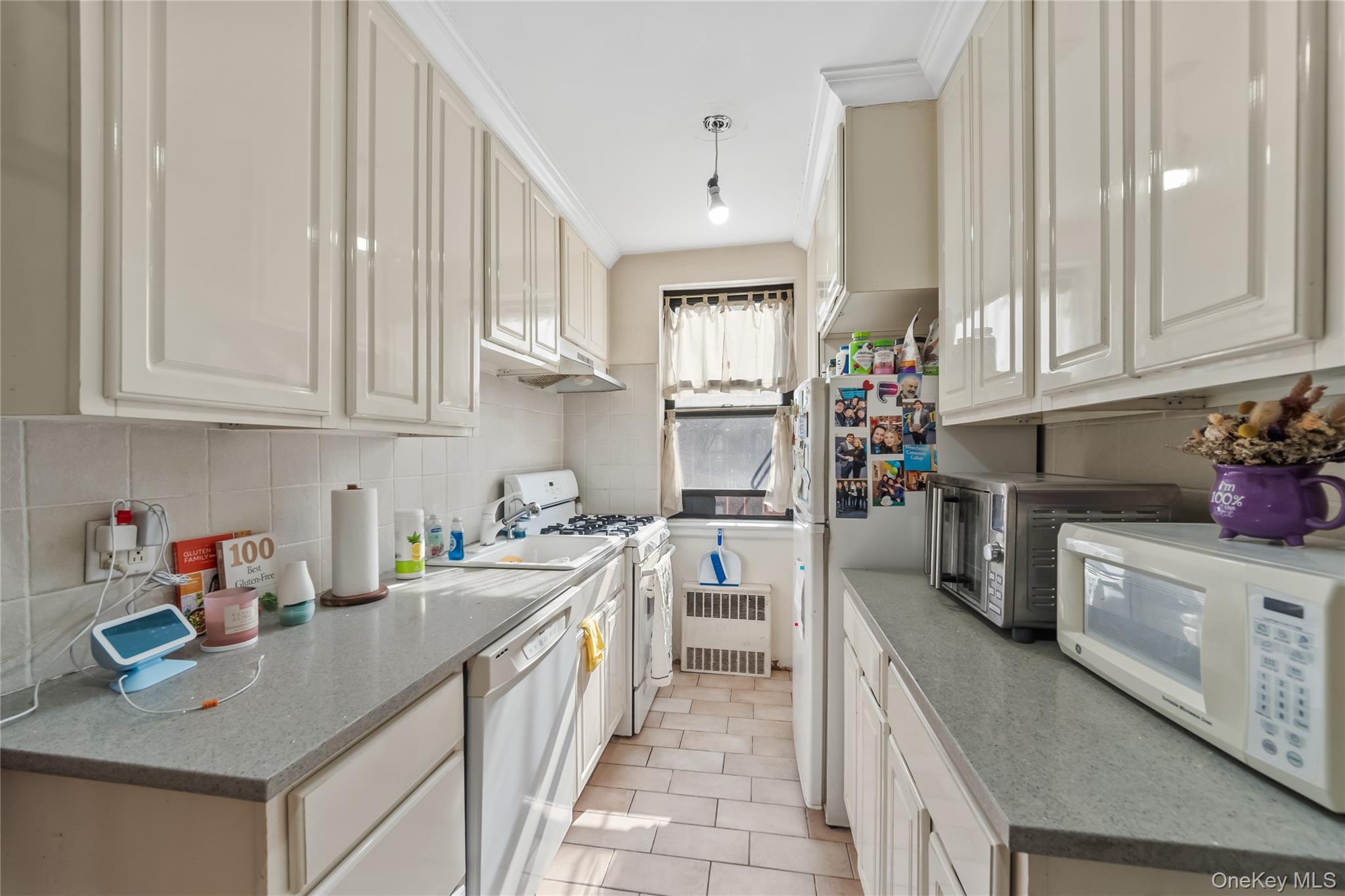 #8 photo, 142 Garth Road, Scarsdale , NY 10583