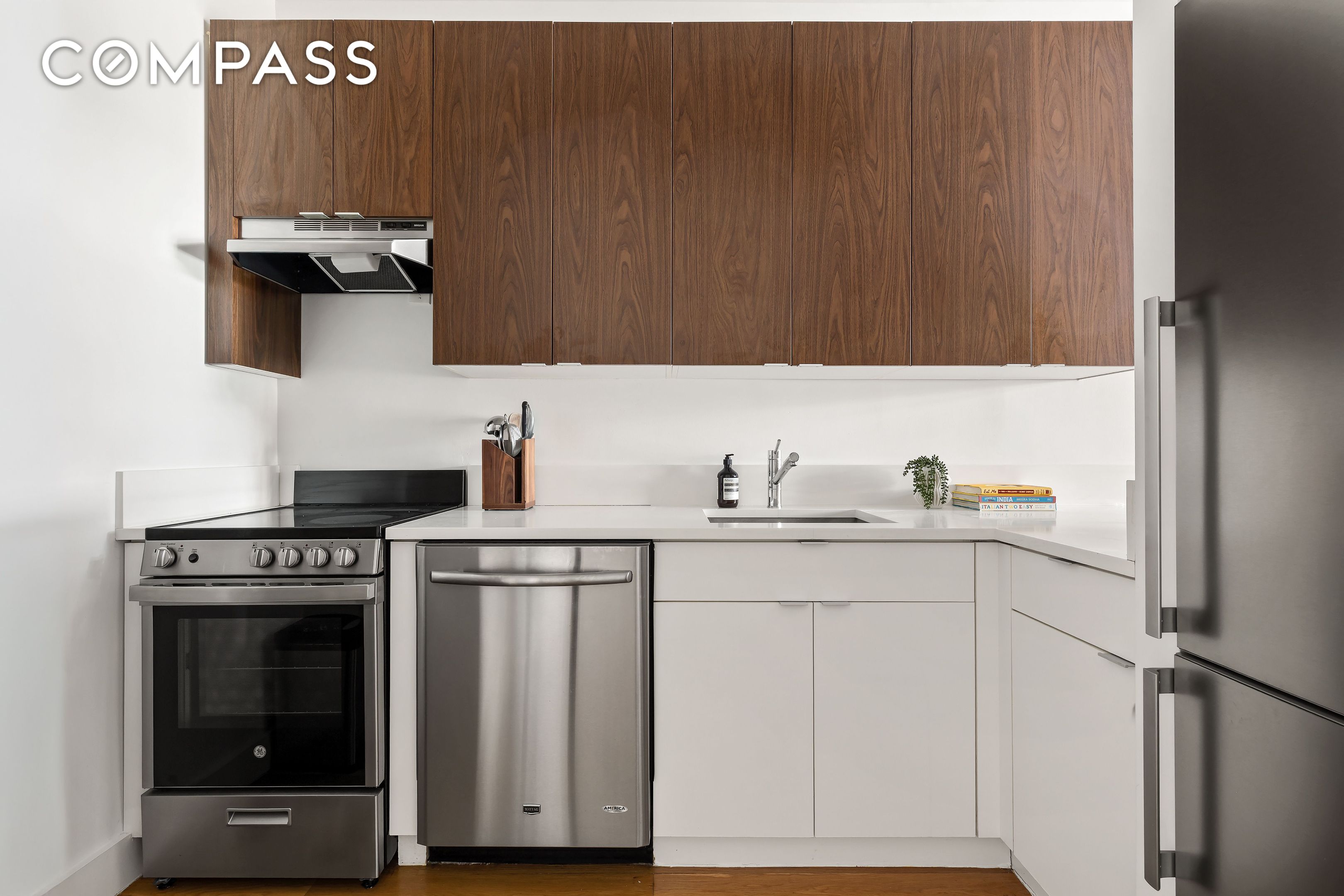 #5 photo, 659 Bergen Street, Prospect Heights , NY 11238