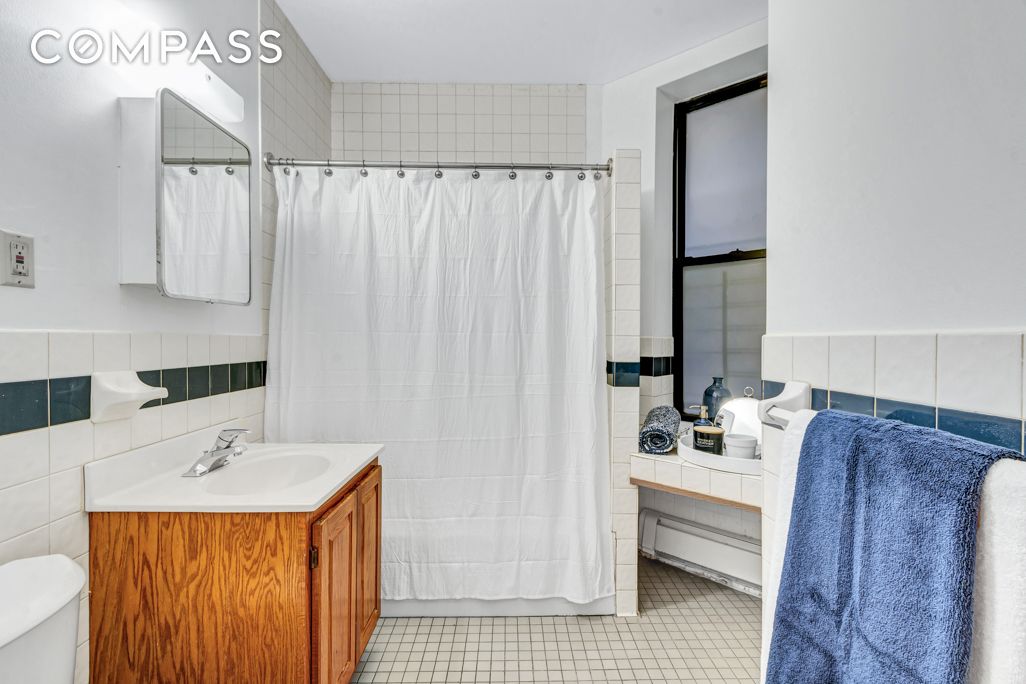 #8 photo, 2322 Adam Clayton Powell Jr Boulevard, ম্যানহাটন Central Harlem , NY 10030