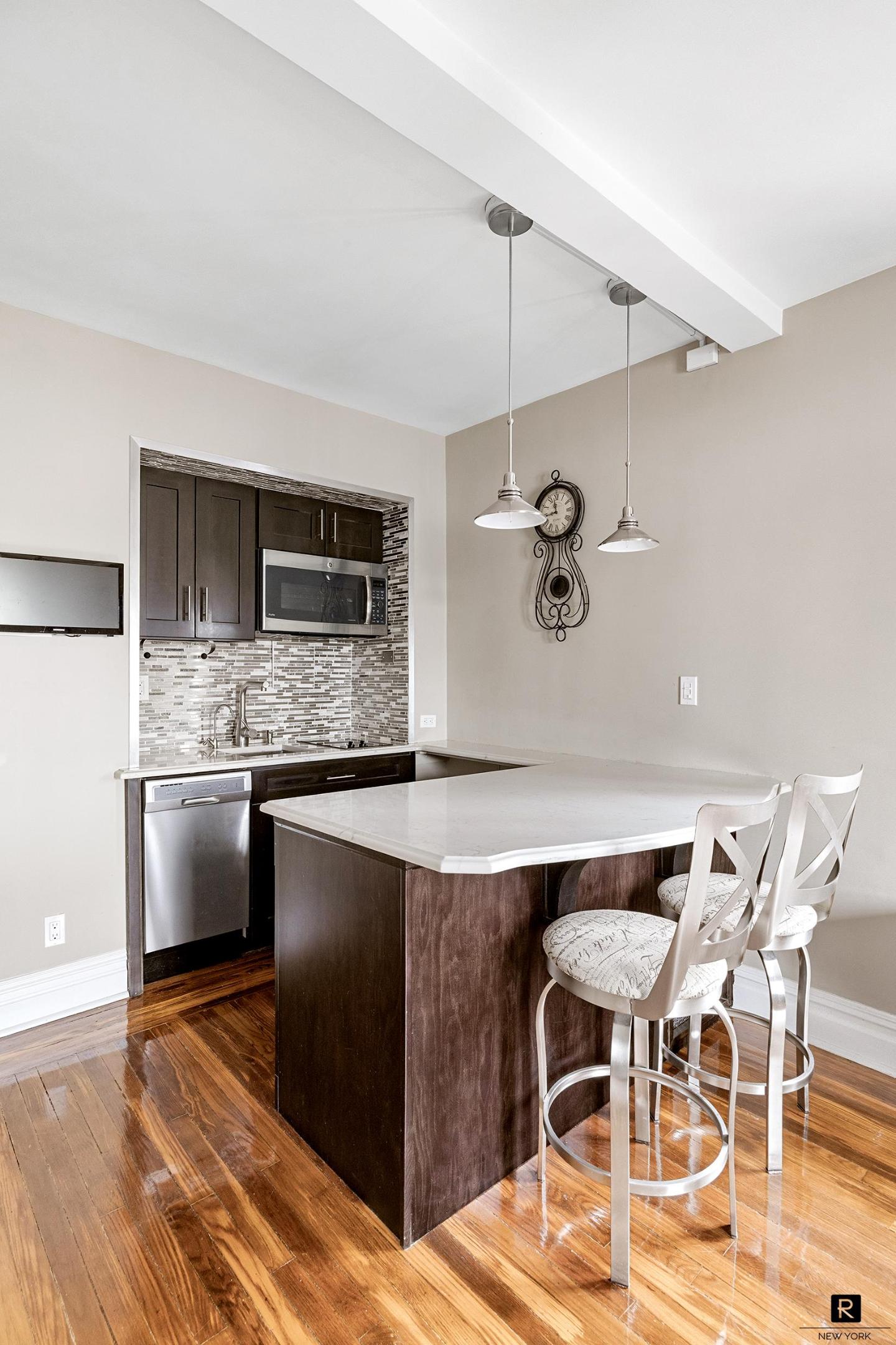 #4 photo, 5 Tudor City Place, ম্যানহাটন Tudor City , NY 10017