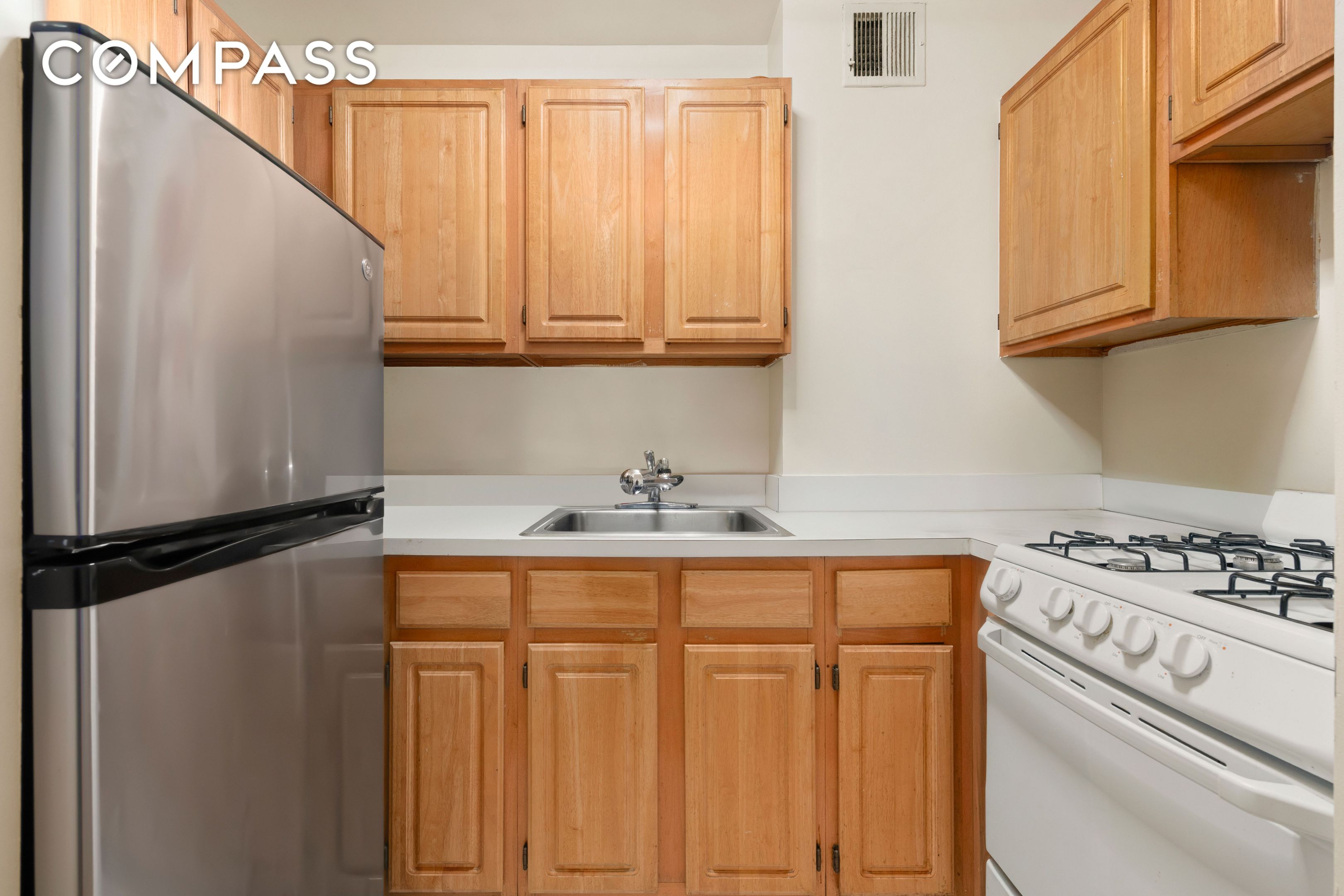 #10 photo, 2044 Madison Avenue, ম্যানহাটন Central Harlem , NY 10035