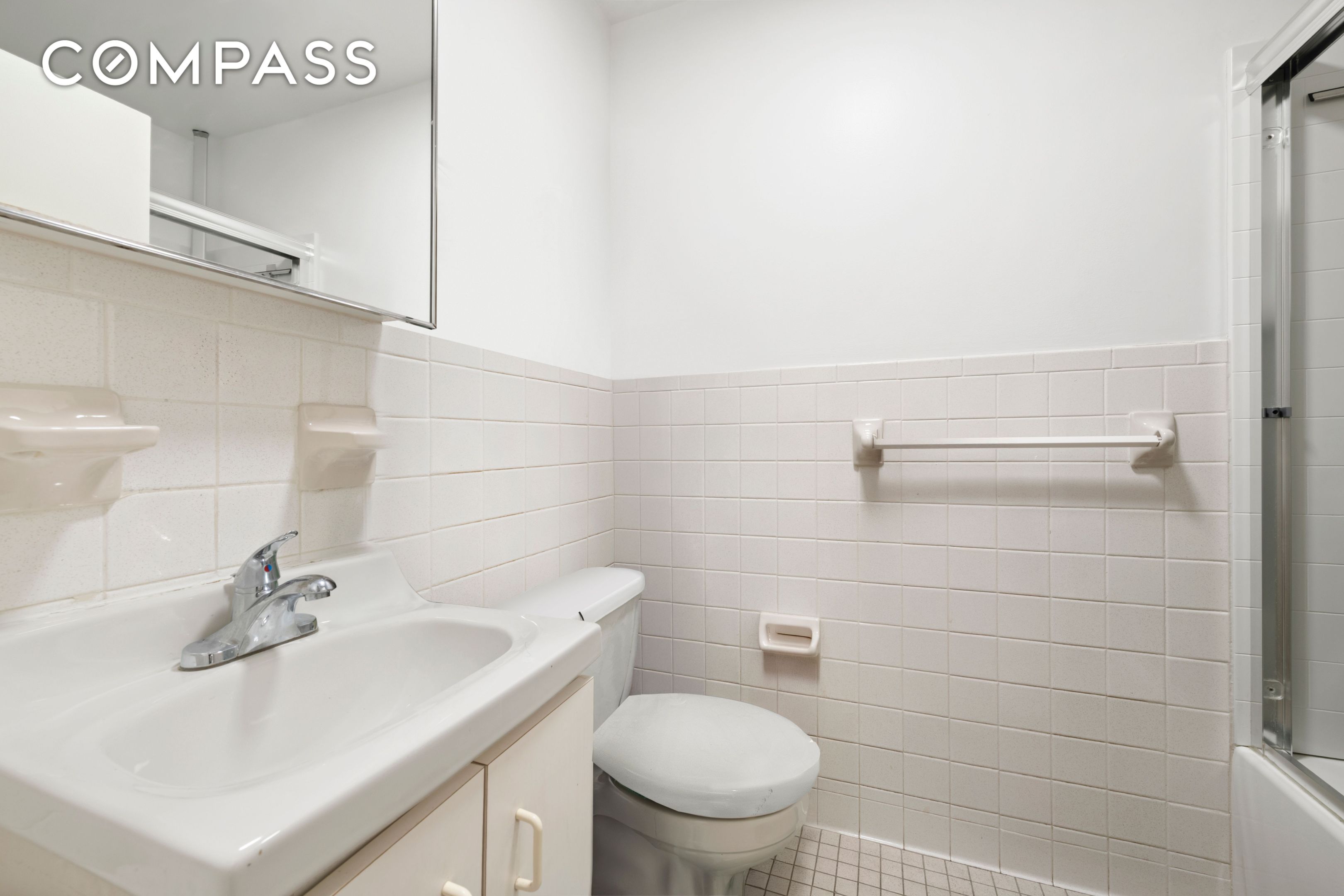 #11 photo, 2044 Madison Avenue, ম্যানহাটন Central Harlem , NY 10035