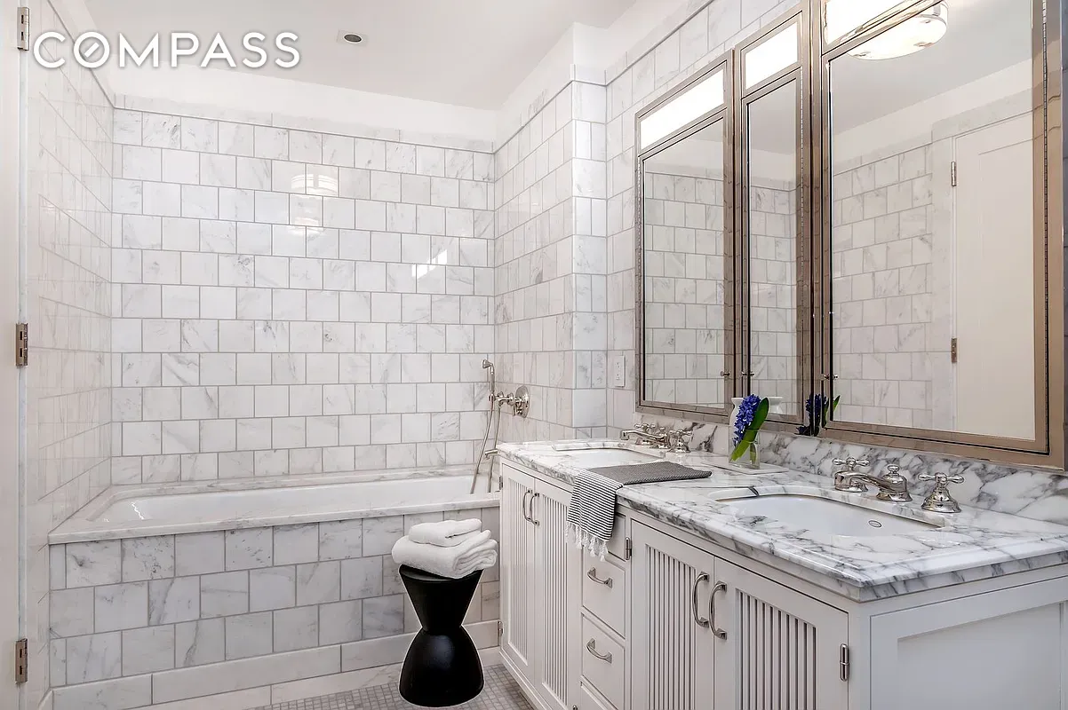 #6 photo, 160 W 12th Street, West Village , NY 10011