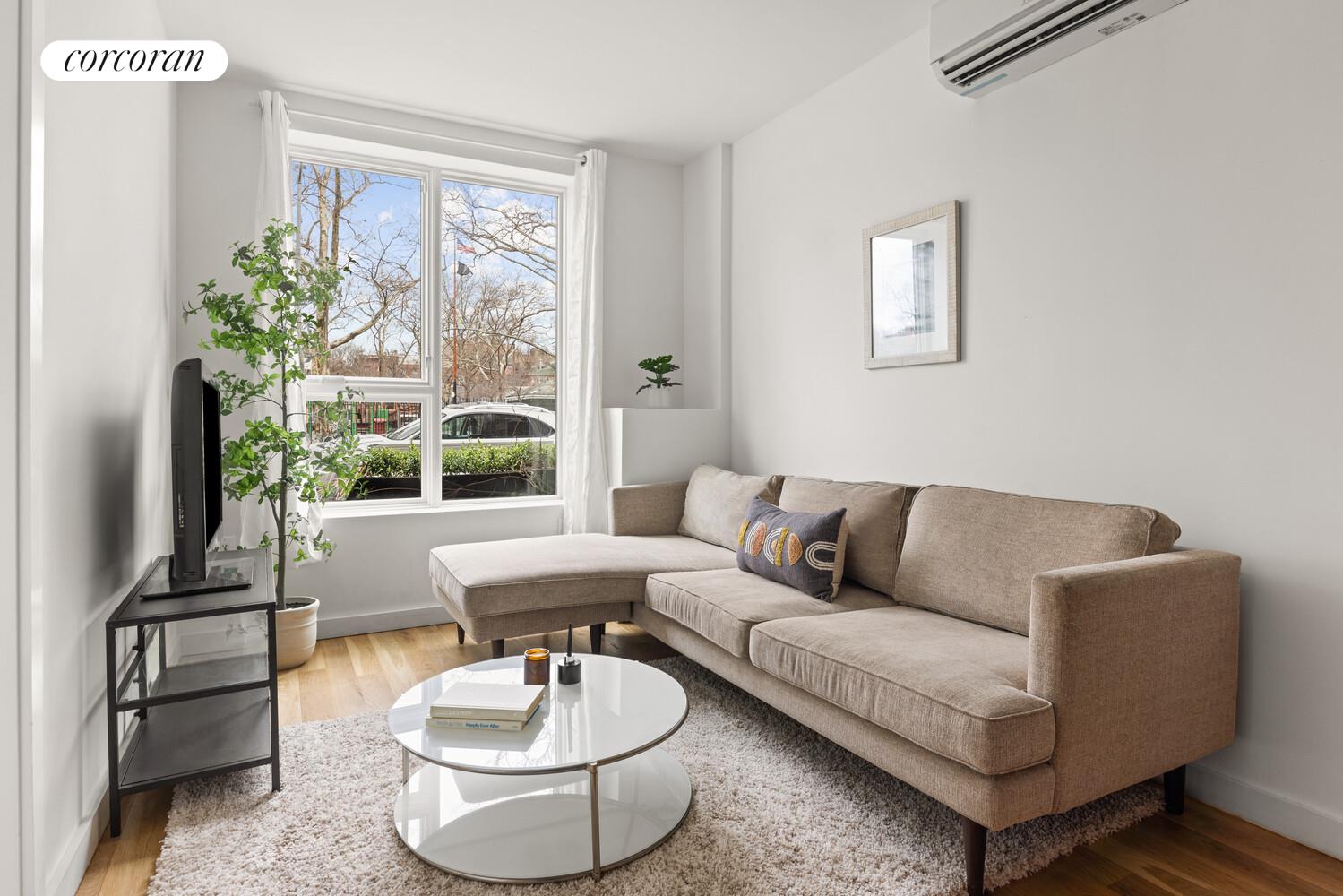 #1 photo, 88 MARION Street, ব্রুকলিন Stuyvesant Heights , NY 11233