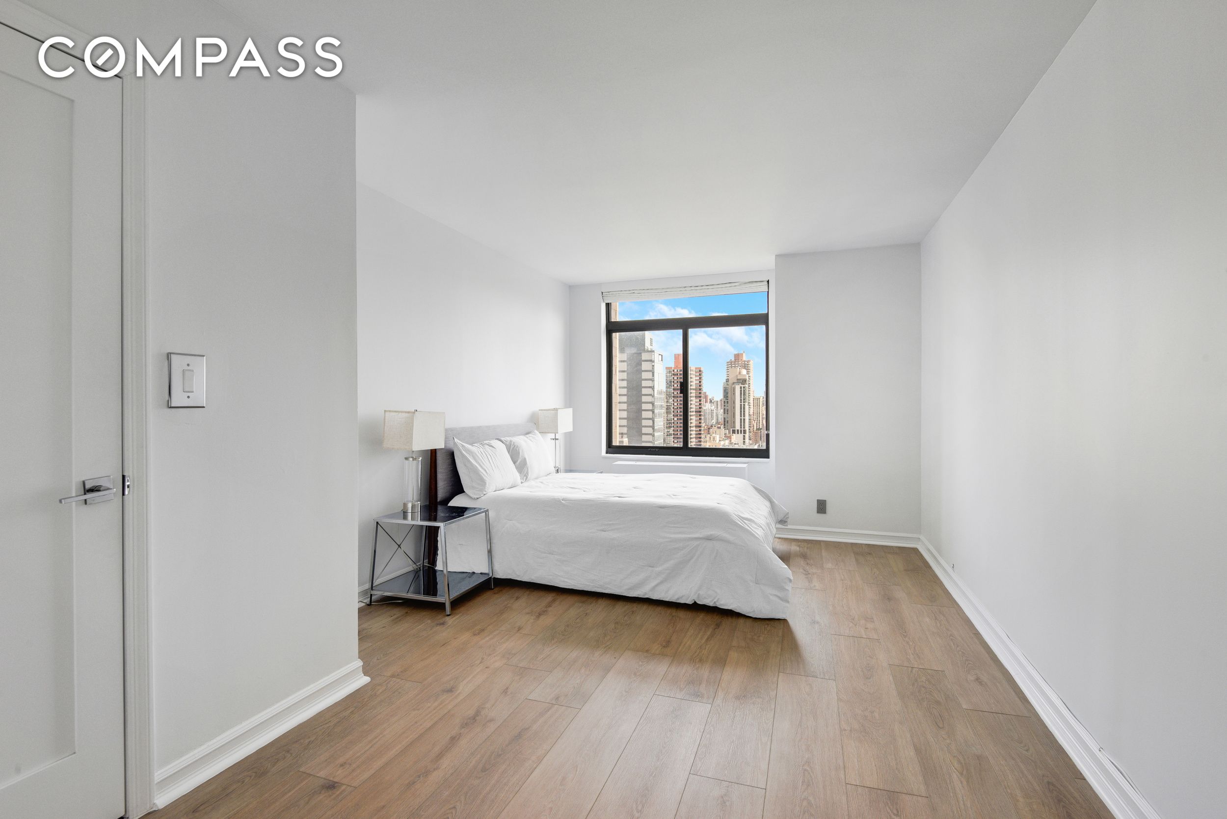 #11 photo, 400 E 70th Street, Lenox Hill , NY 10021