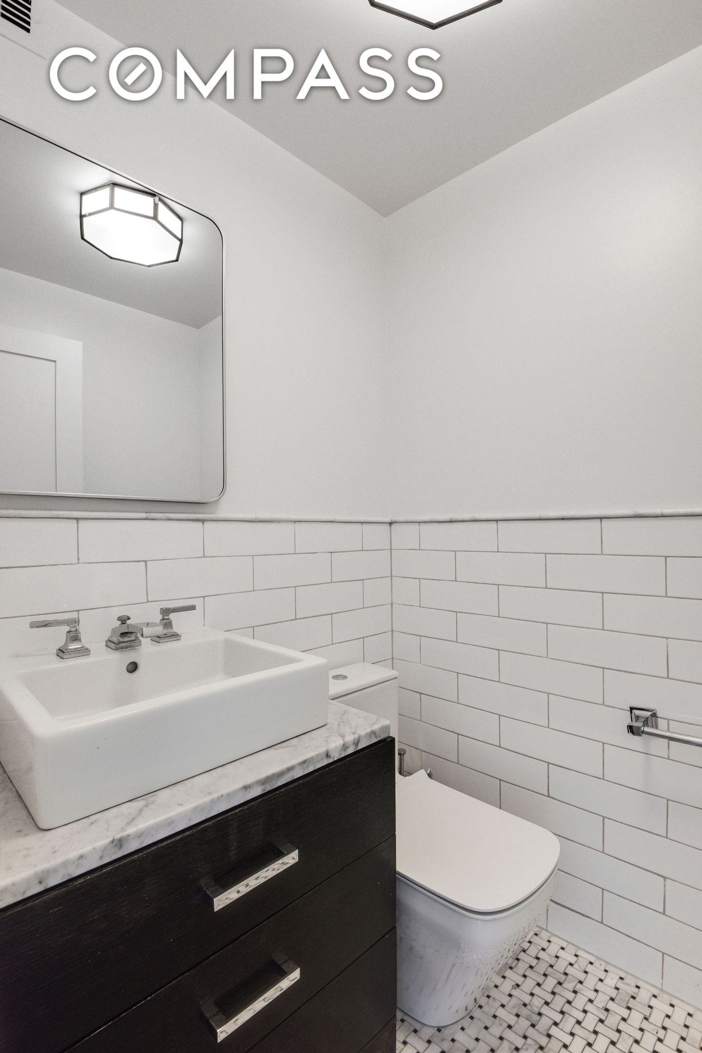 #13 photo, 400 E 70th Street, Lenox Hill , NY 10021